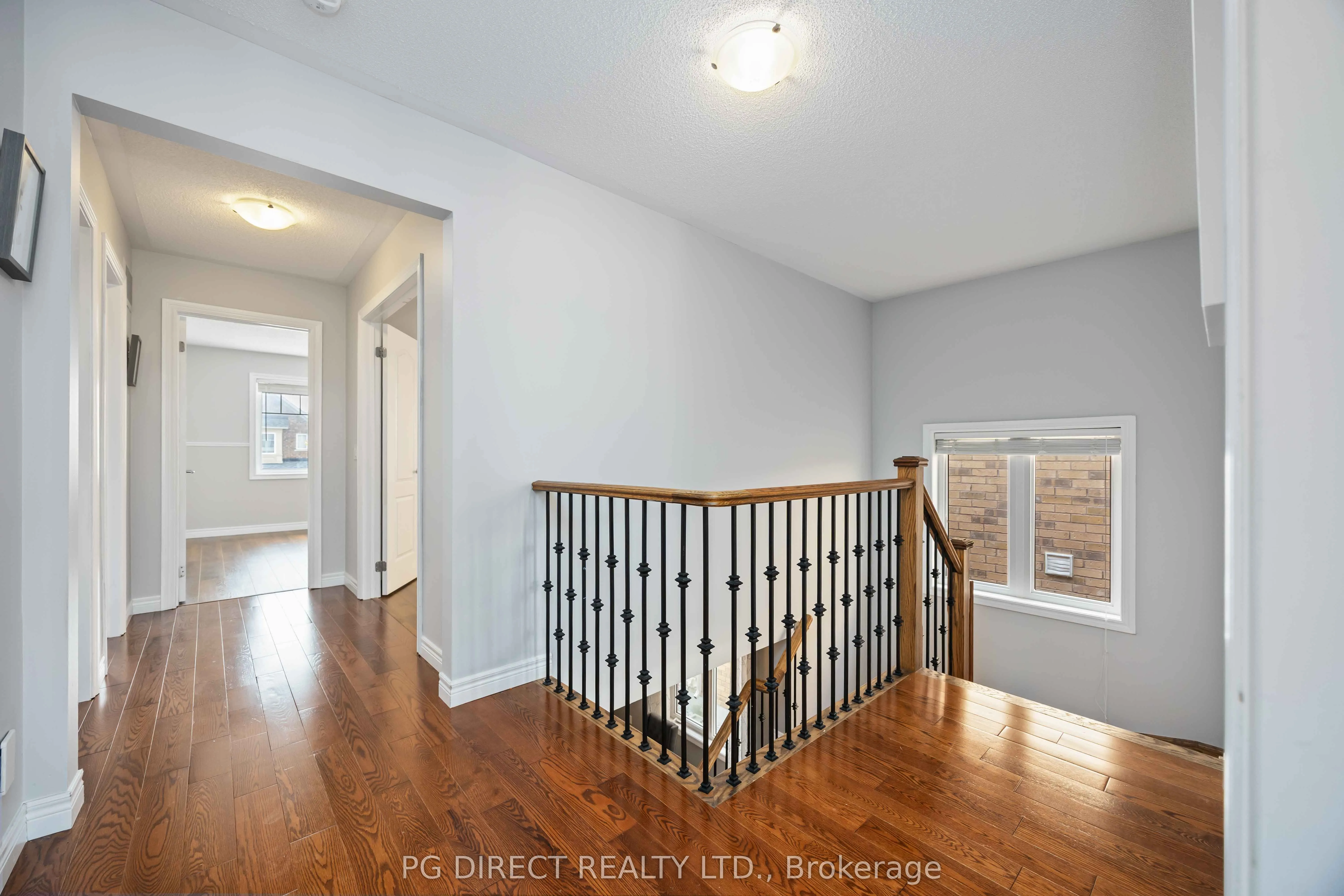 2437 Victoria Park Street