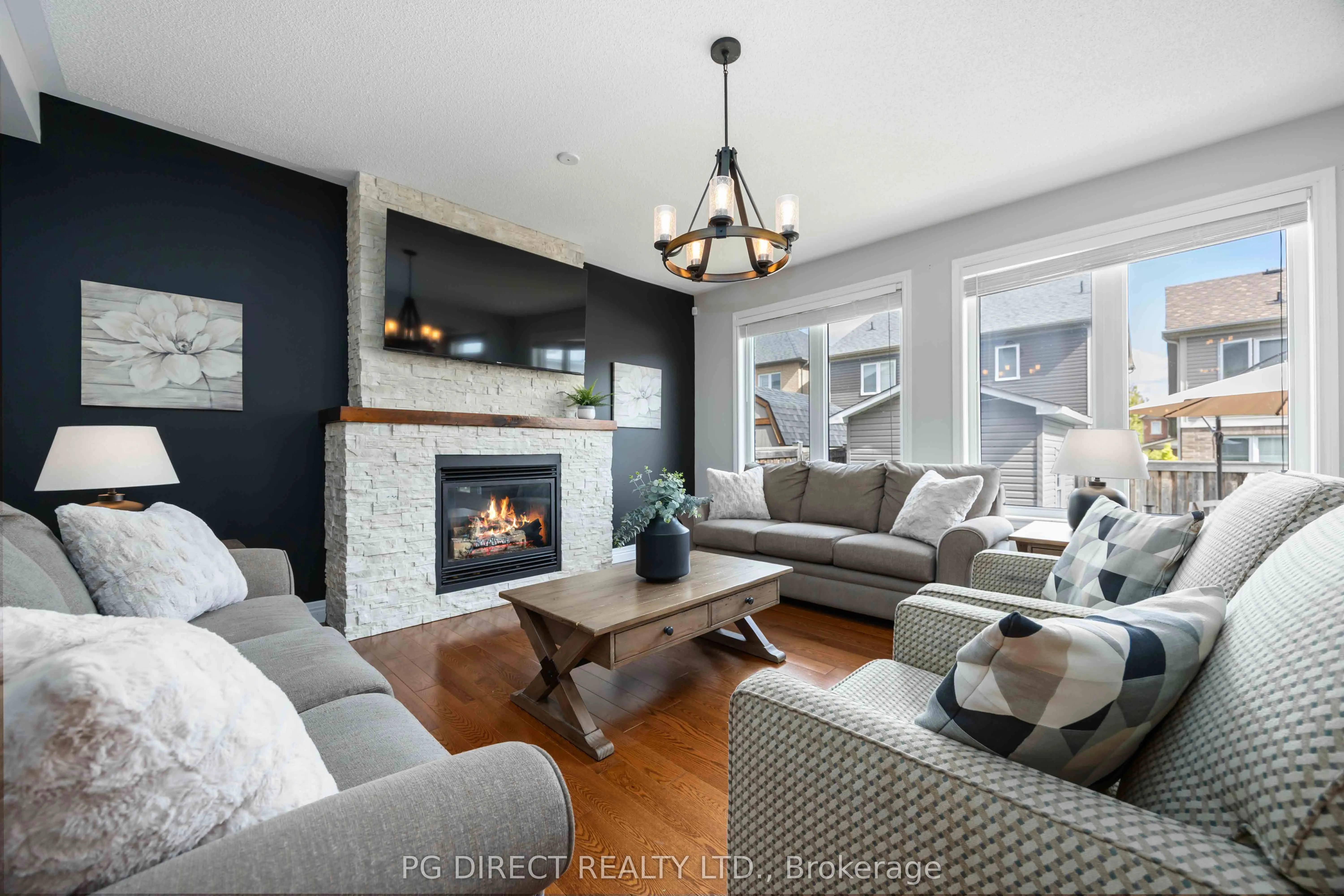 2437 Victoria Park Street