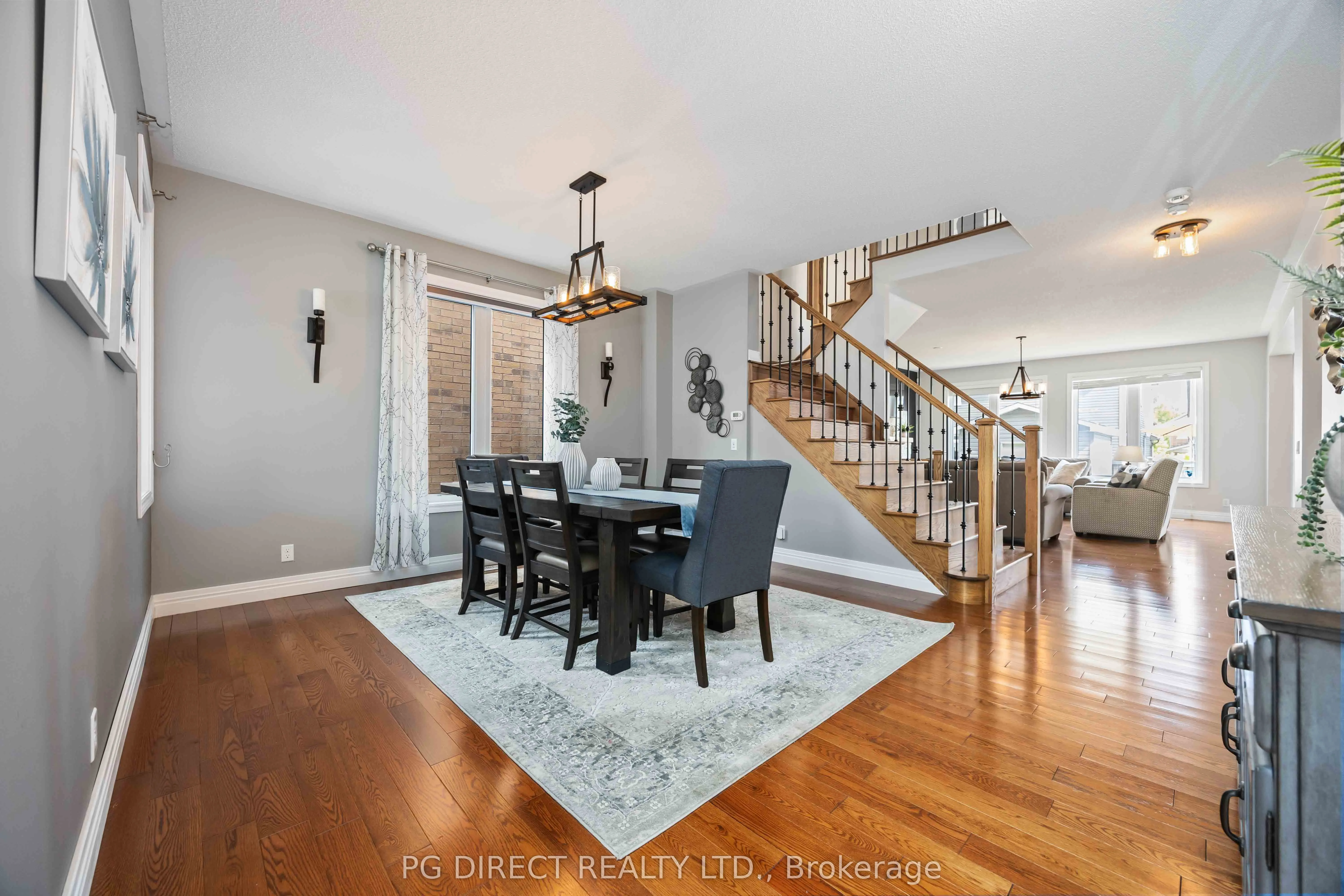 2437 Victoria Park Street