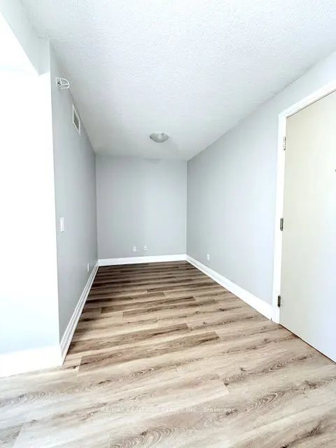 30 Meadowglen Place, #1703