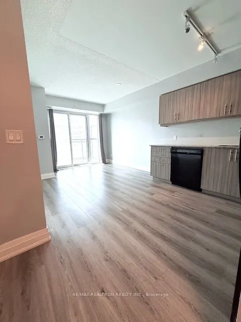 30 Meadowglen Place, #1703