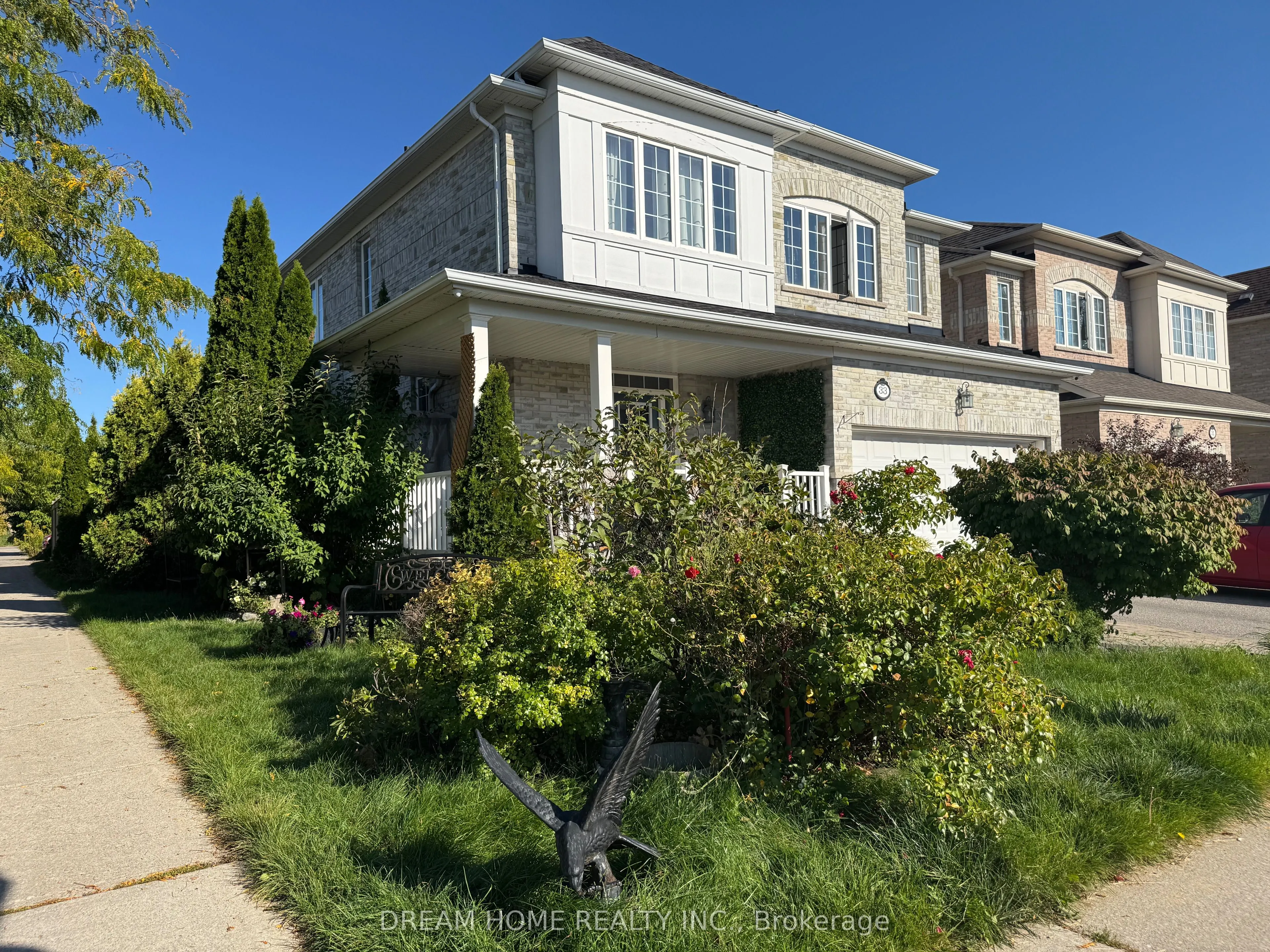 33 Vivian Road