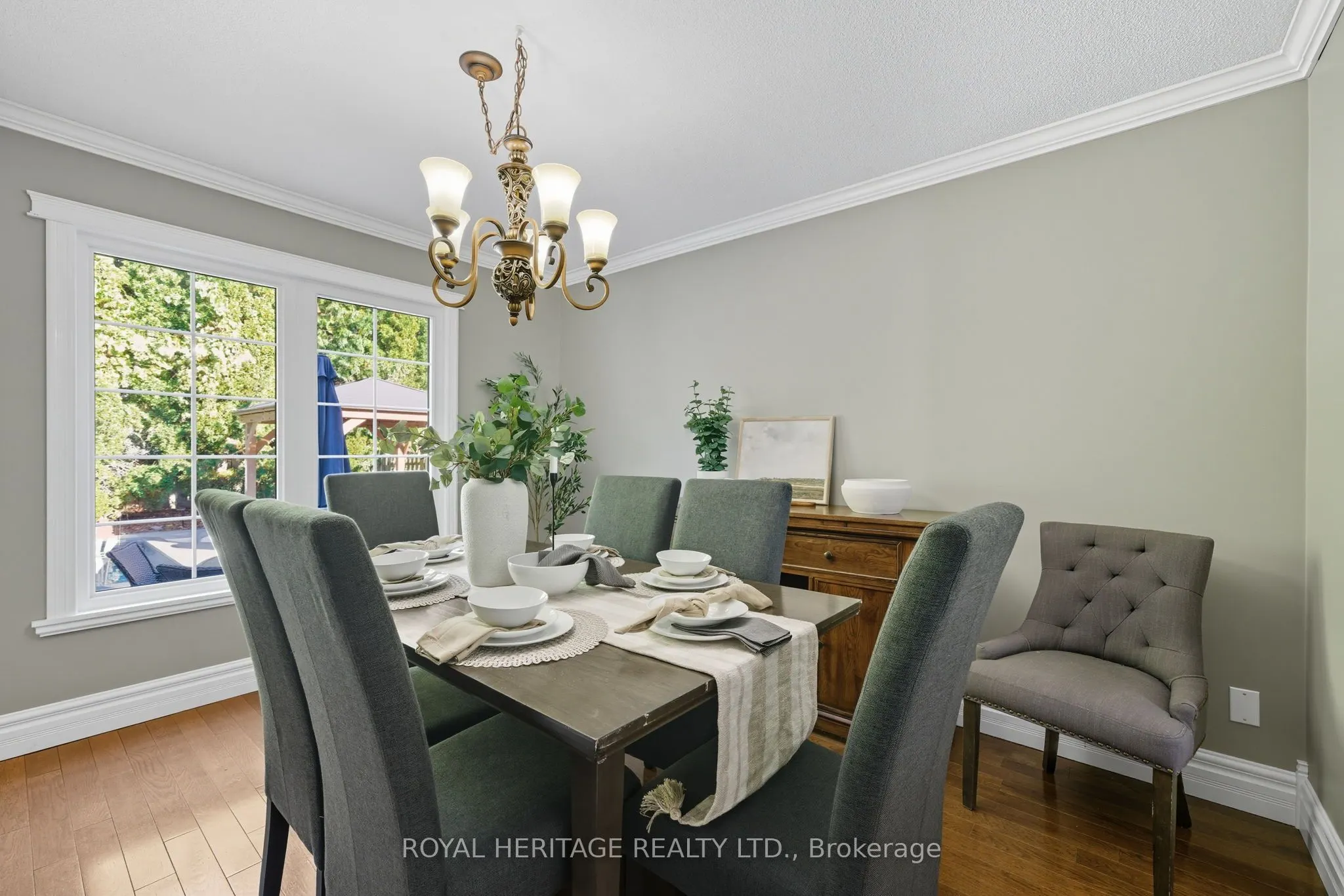 30 Chatsworth Crescent