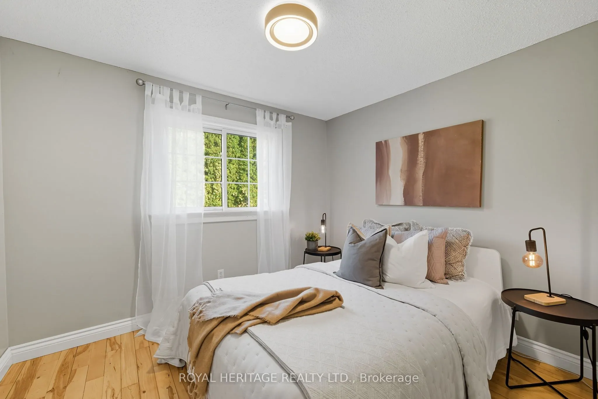 30 Chatsworth Crescent