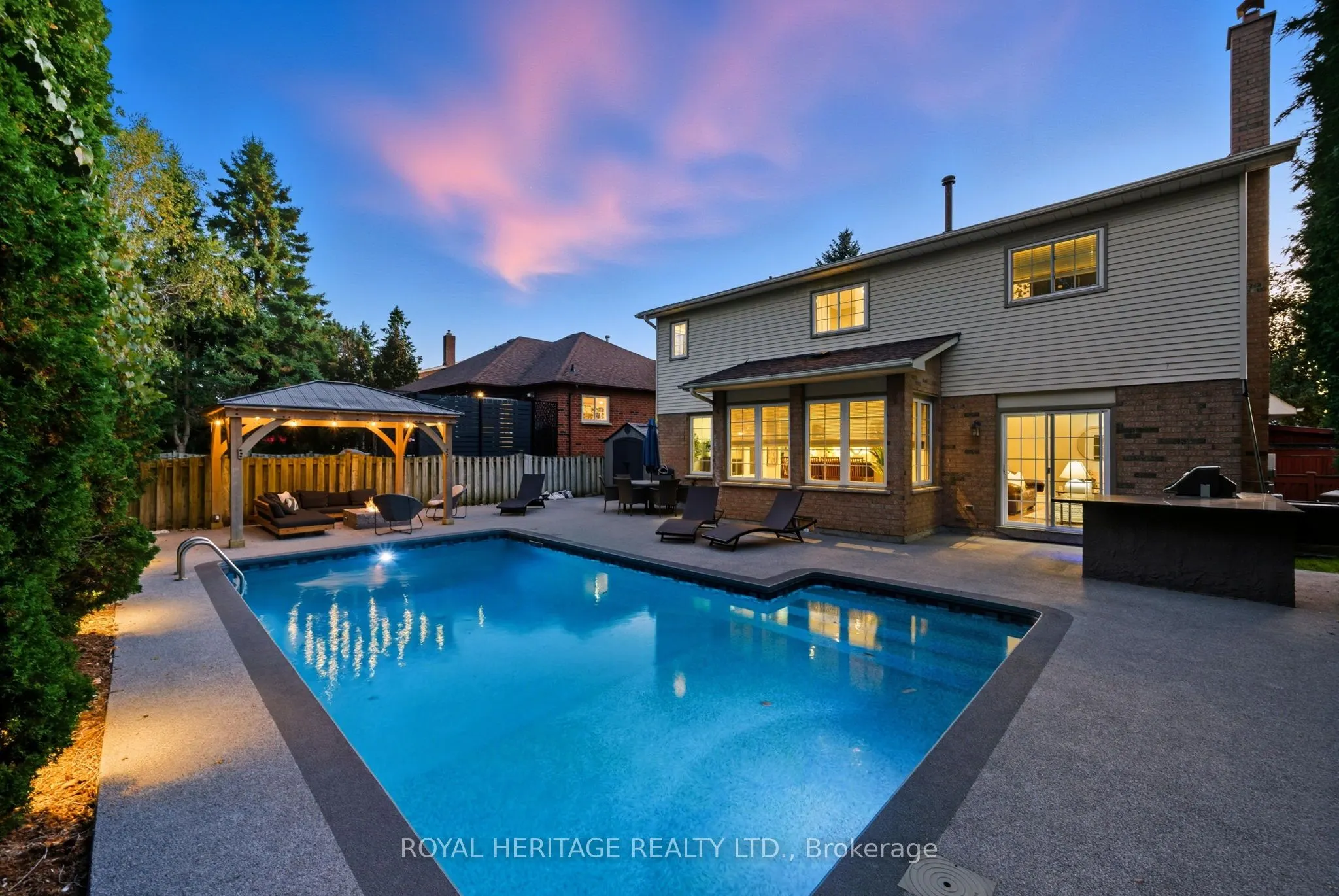30 Chatsworth Crescent