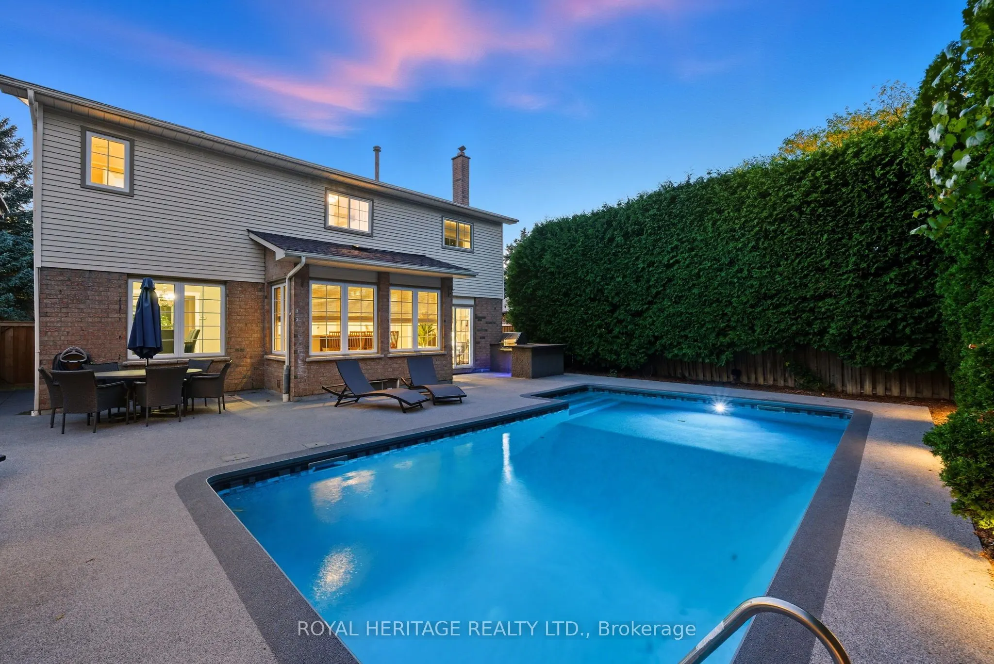 30 Chatsworth Crescent