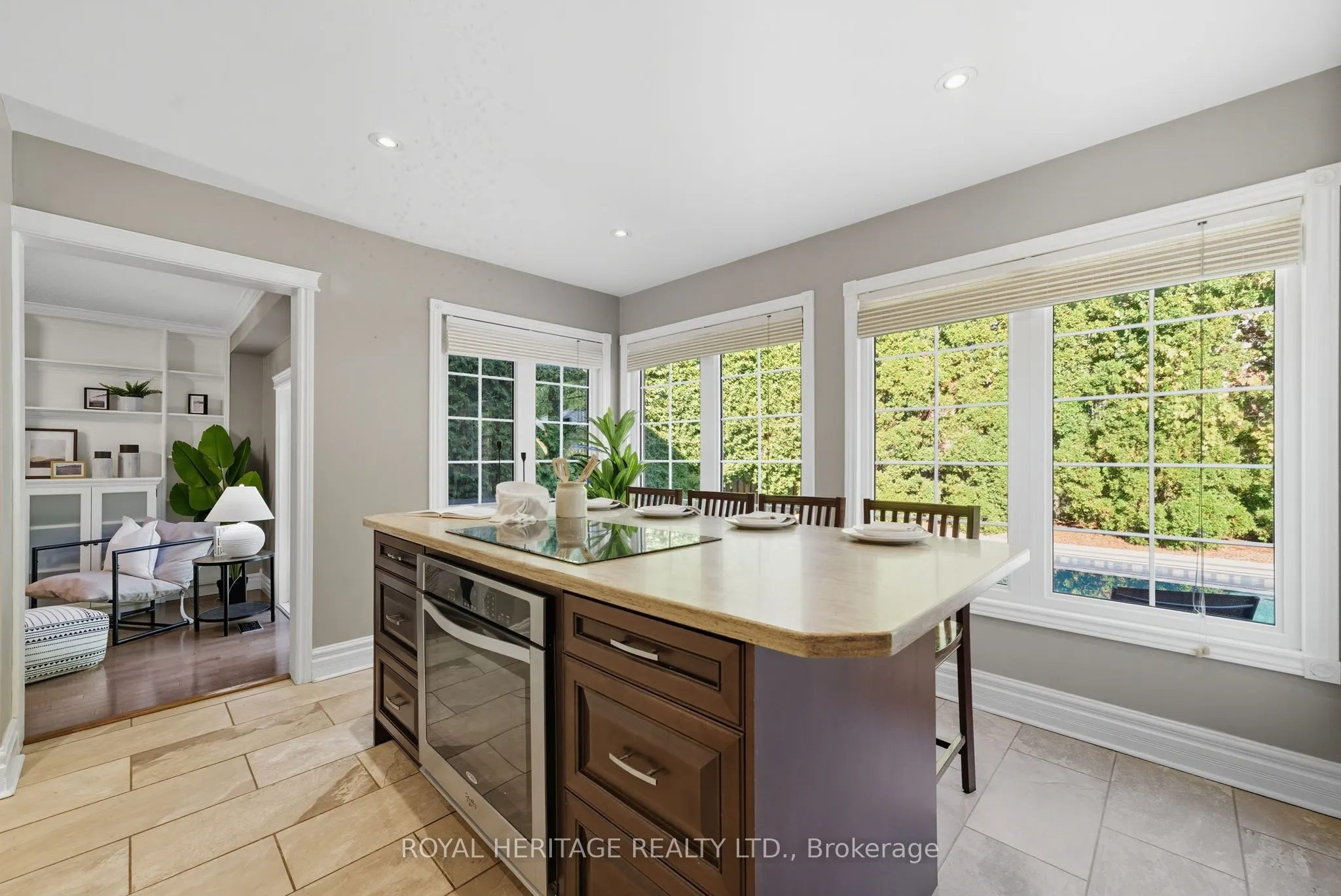30 Chatsworth Crescent