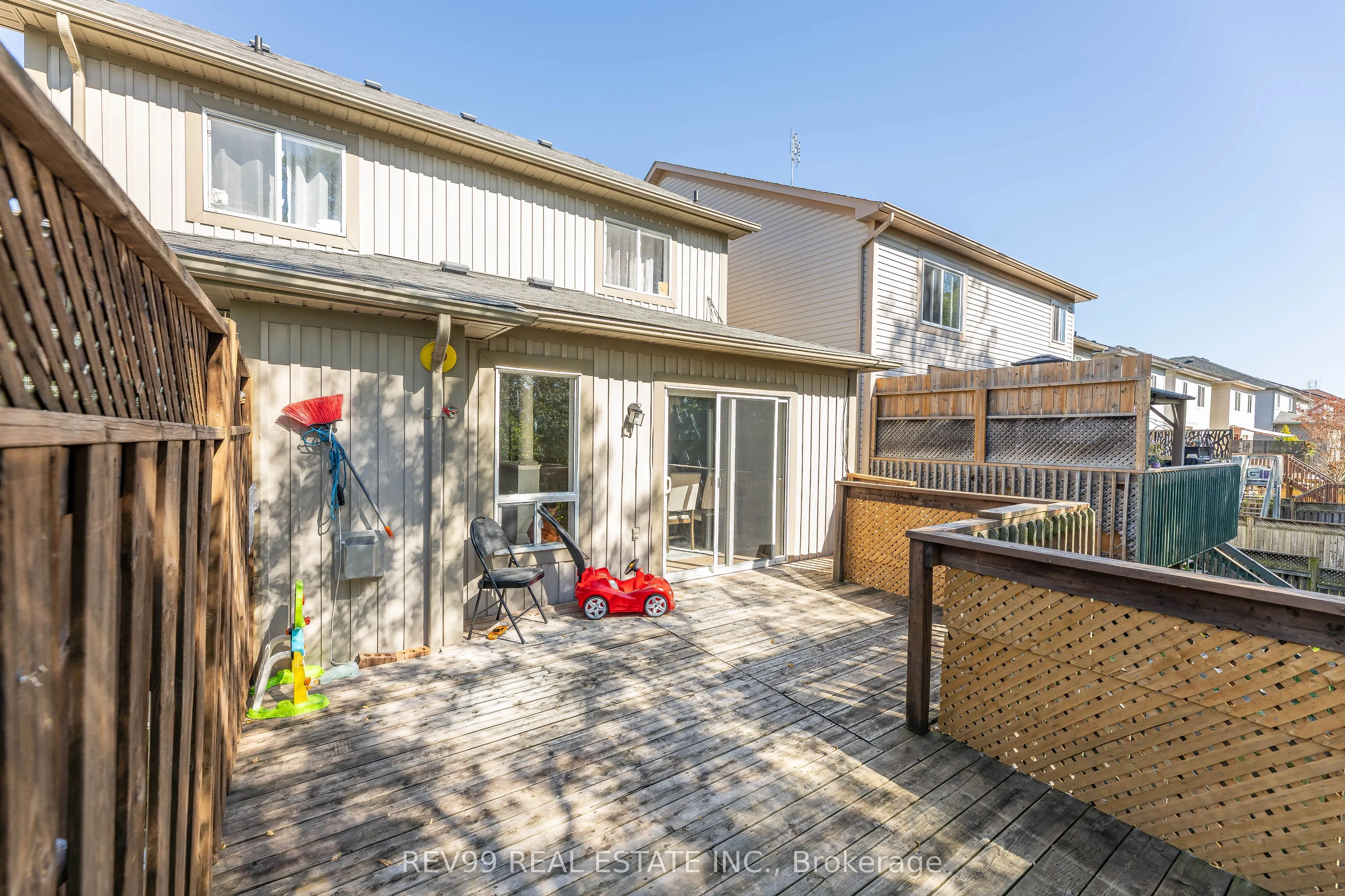 735 Brasswinds Trail
