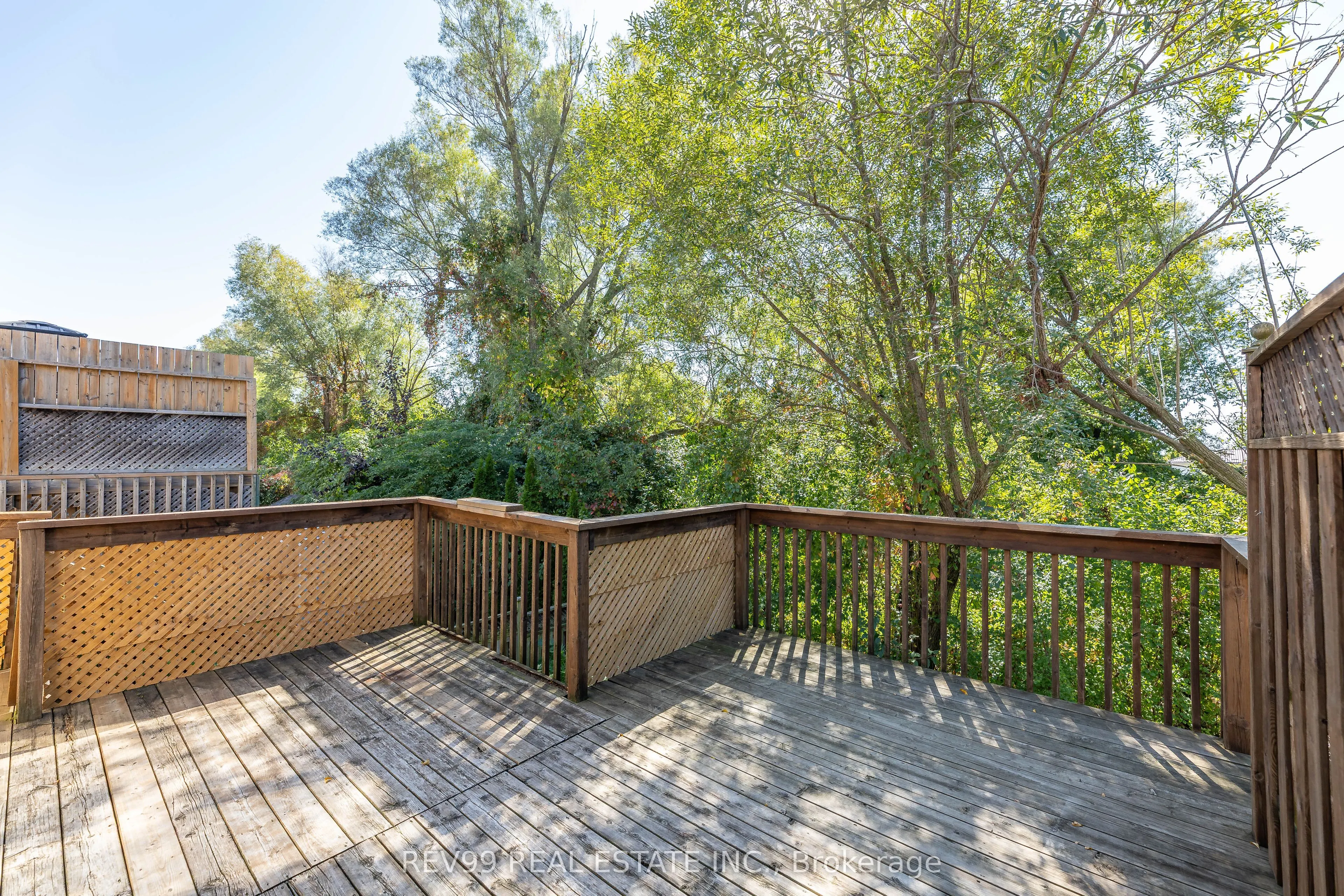 735 Brasswinds Trail