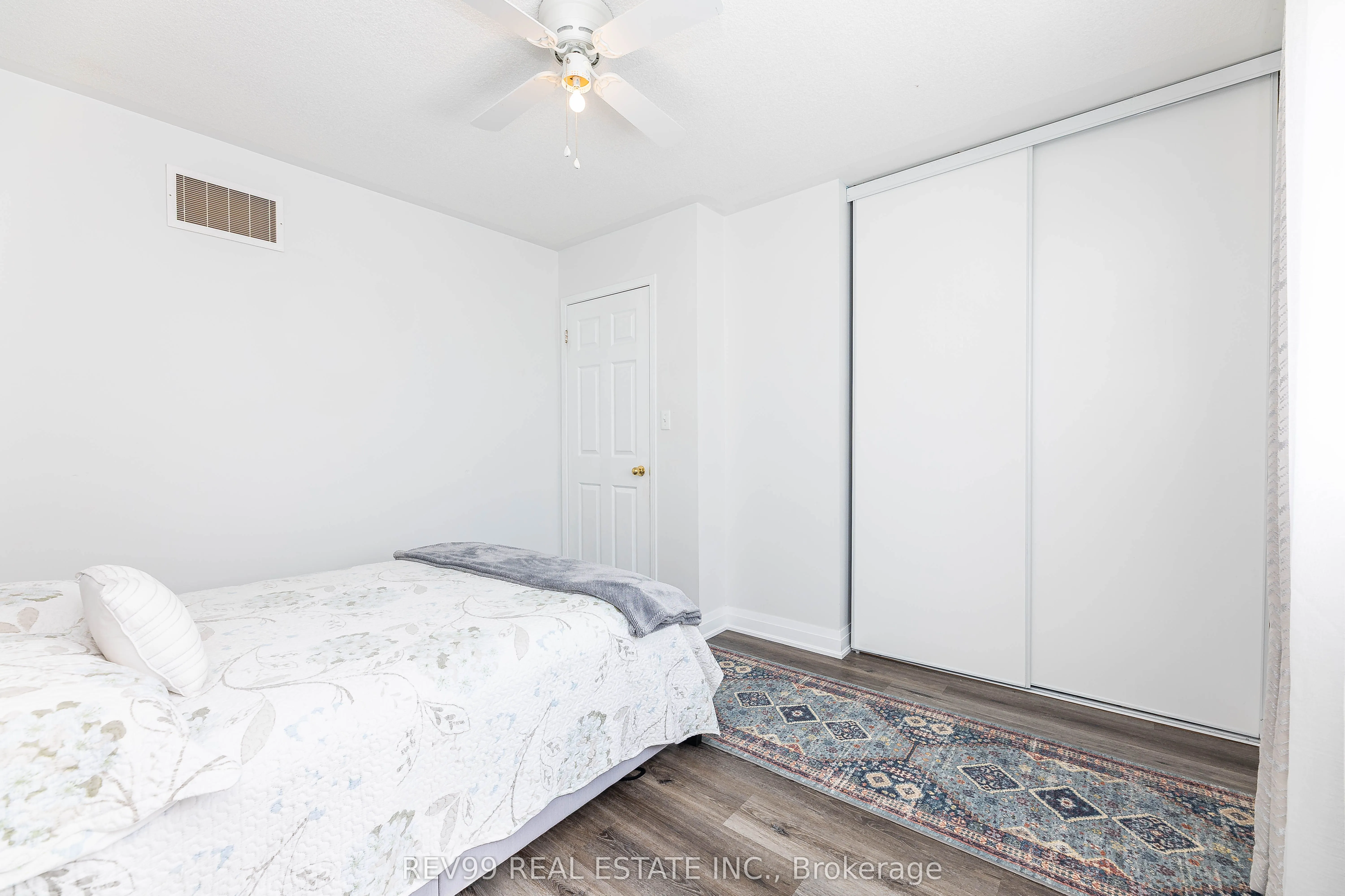 735 Brasswinds Trail