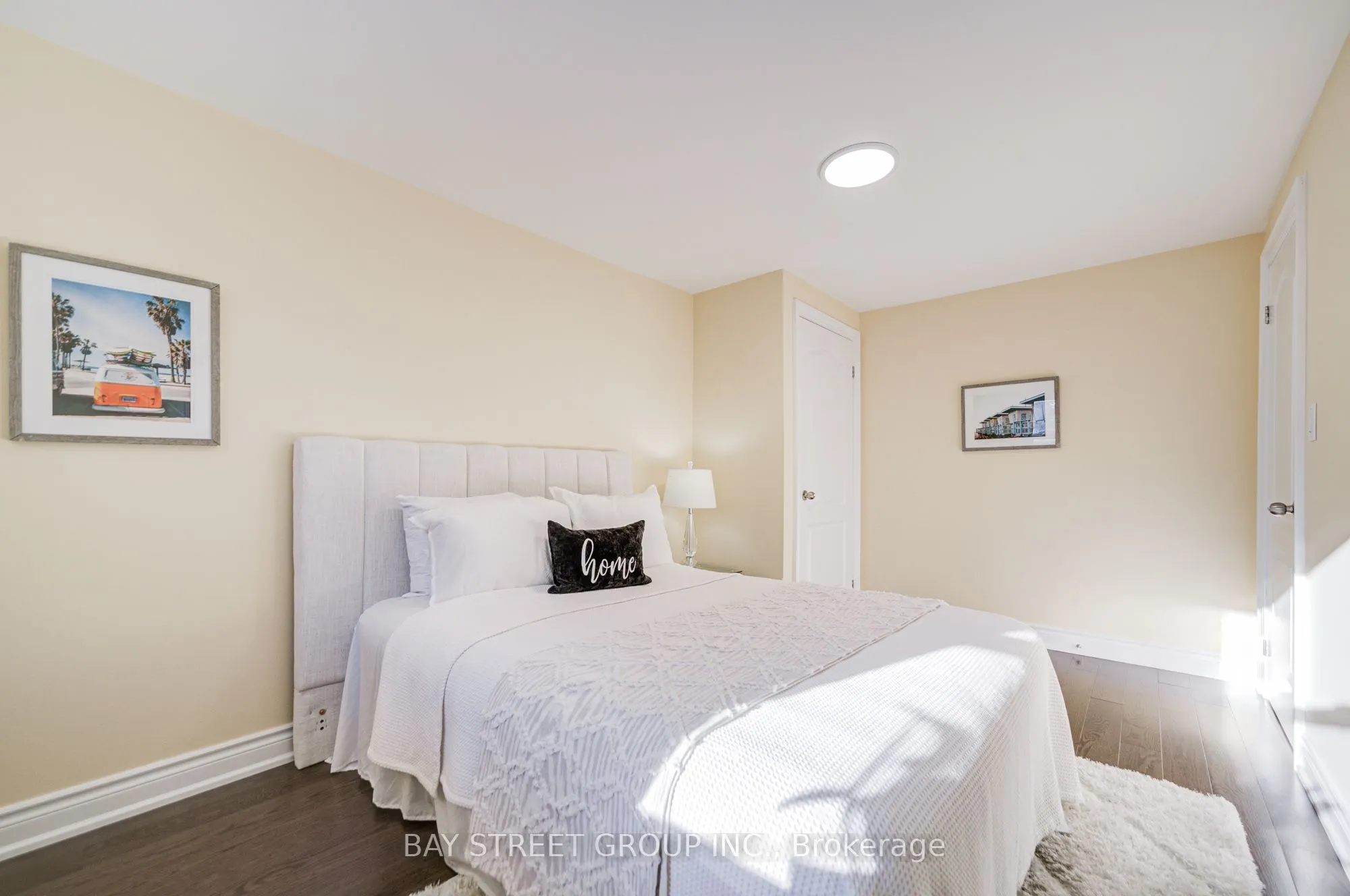 107 Enchanted Hills Crescent