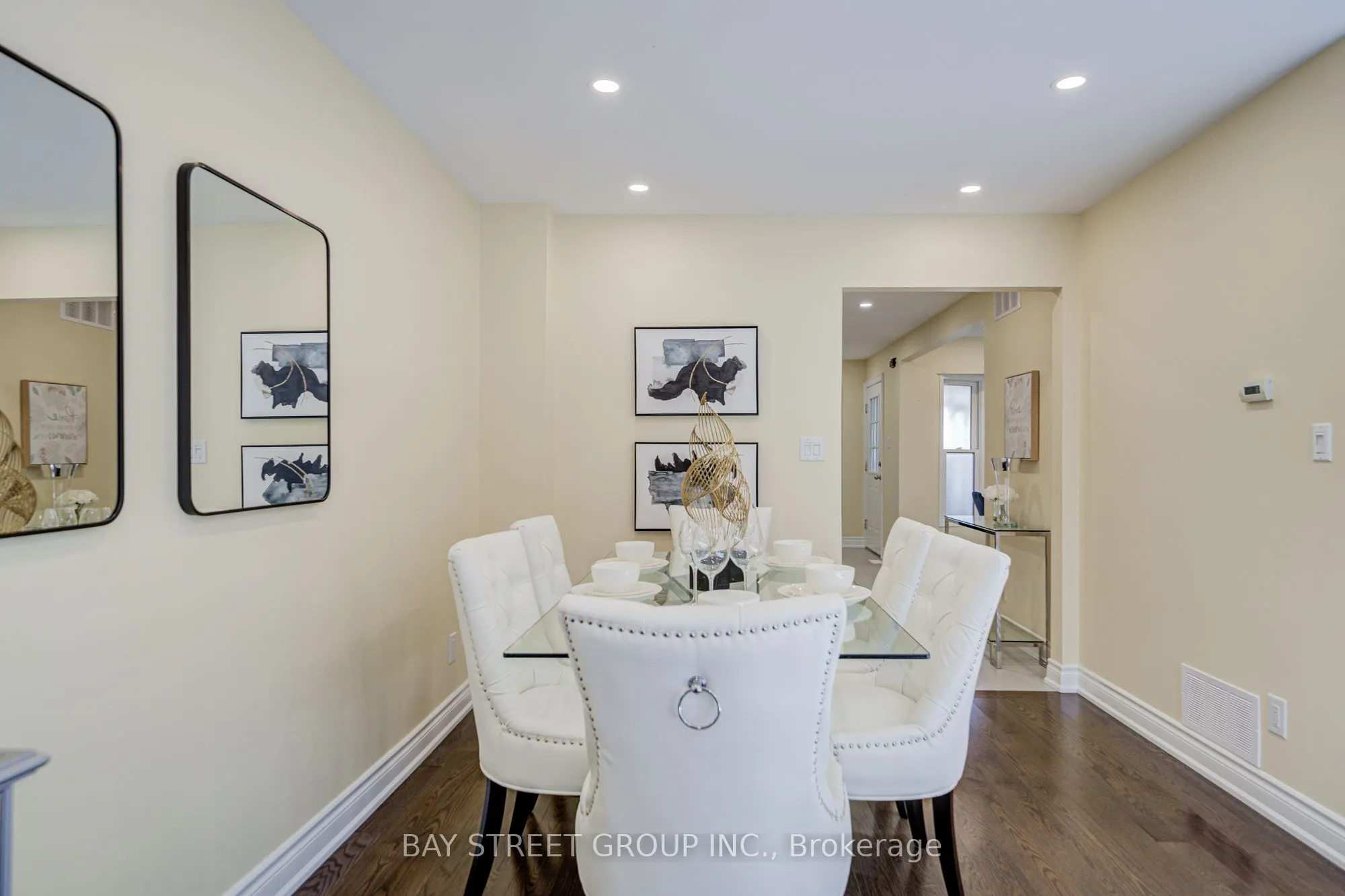 107 Enchanted Hills Crescent