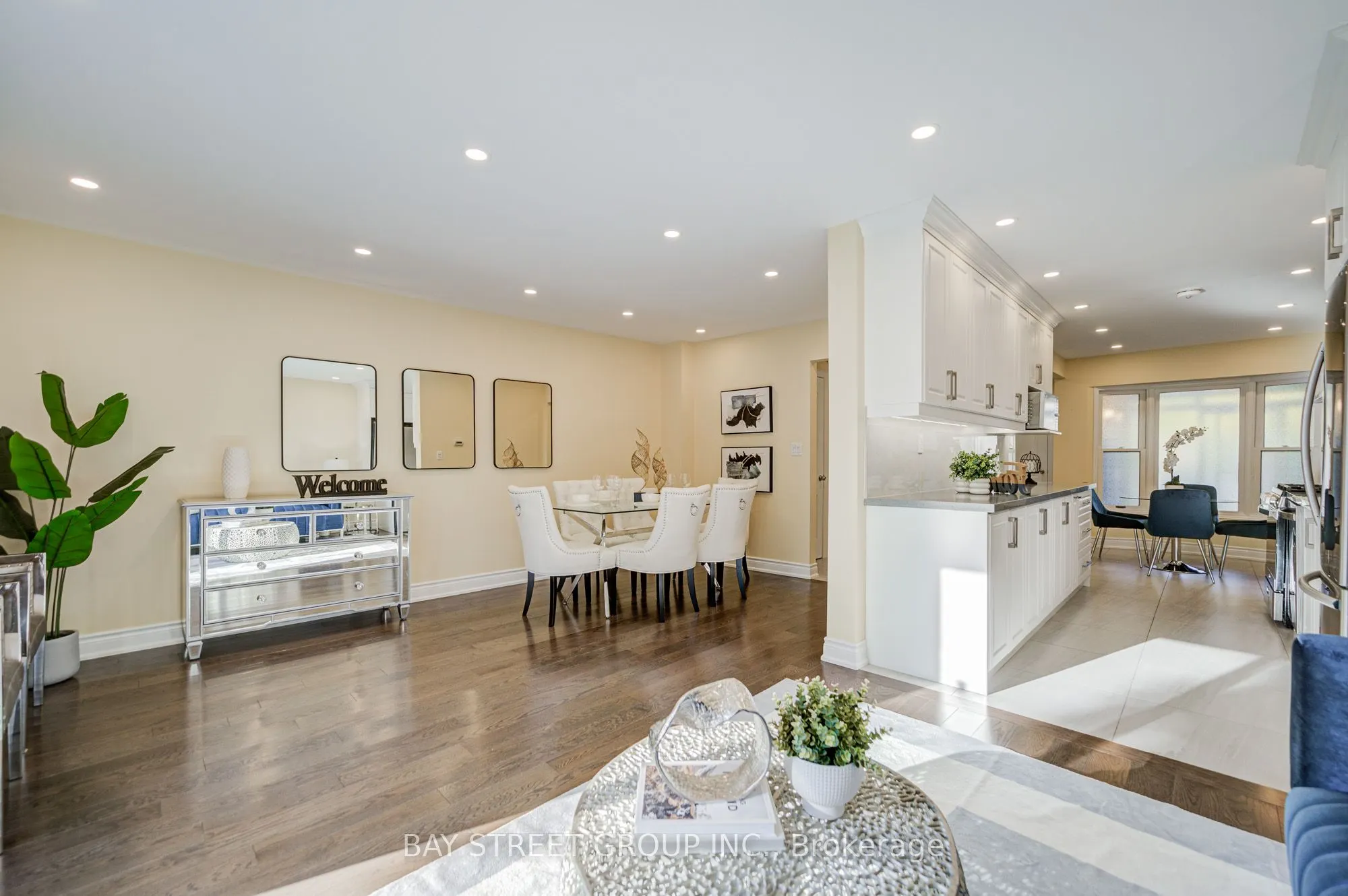 107 Enchanted Hills Crescent