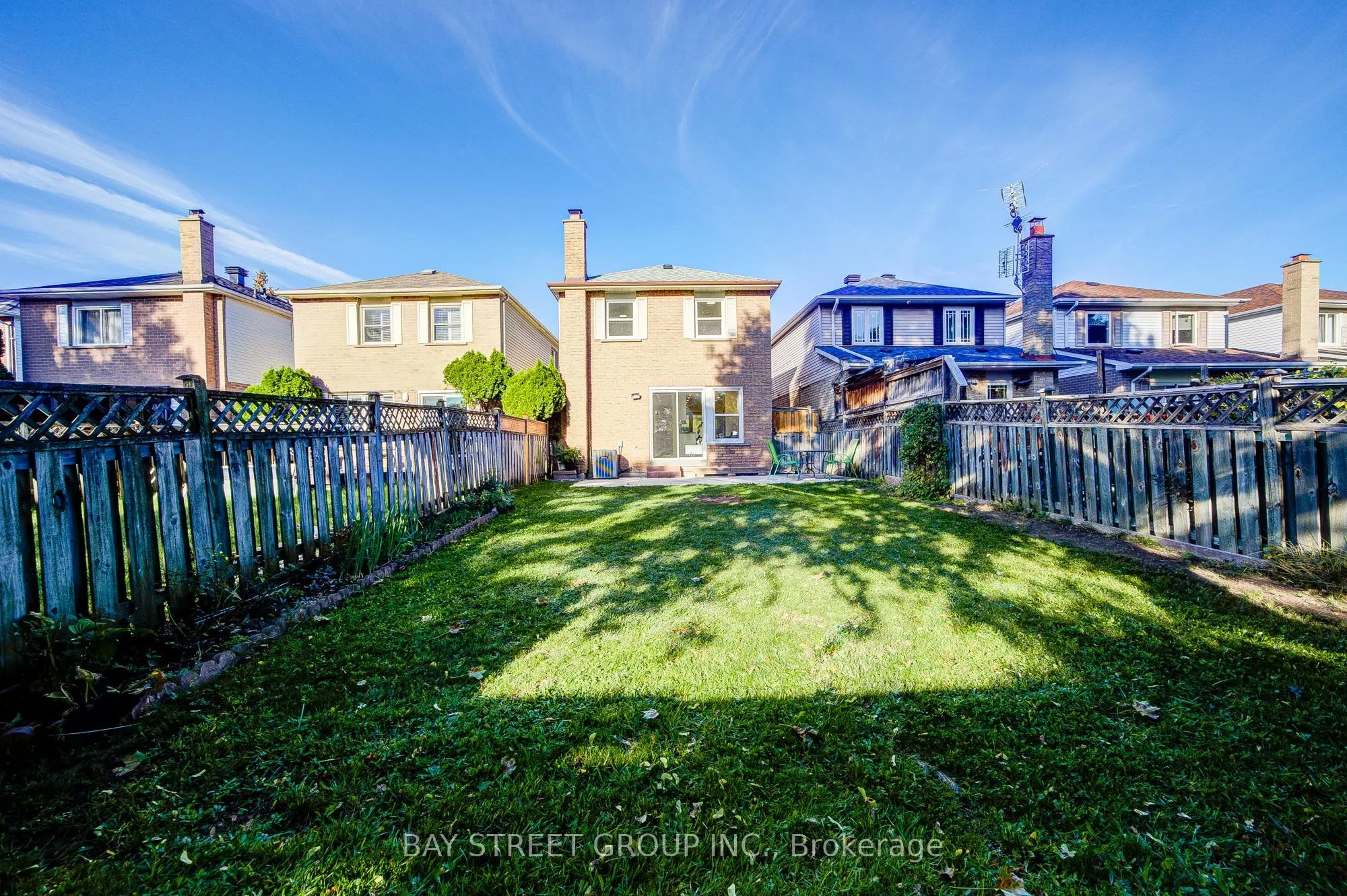 107 Enchanted Hills Crescent