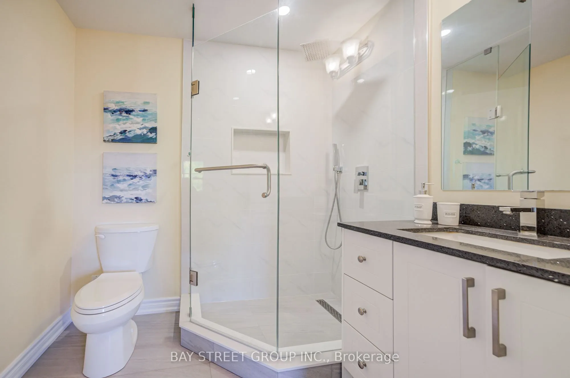 107 Enchanted Hills Crescent