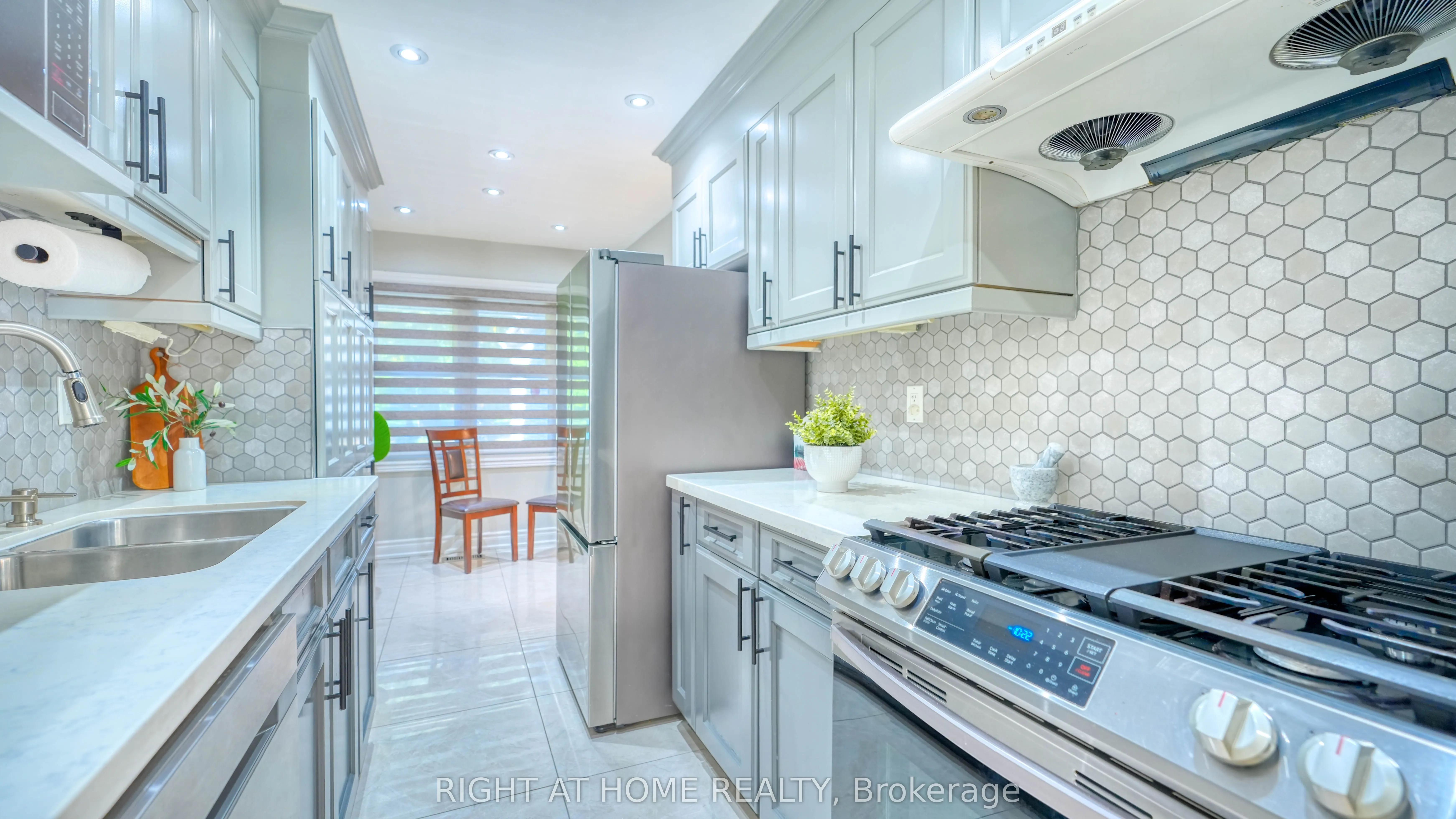 58 Teddington Crescent