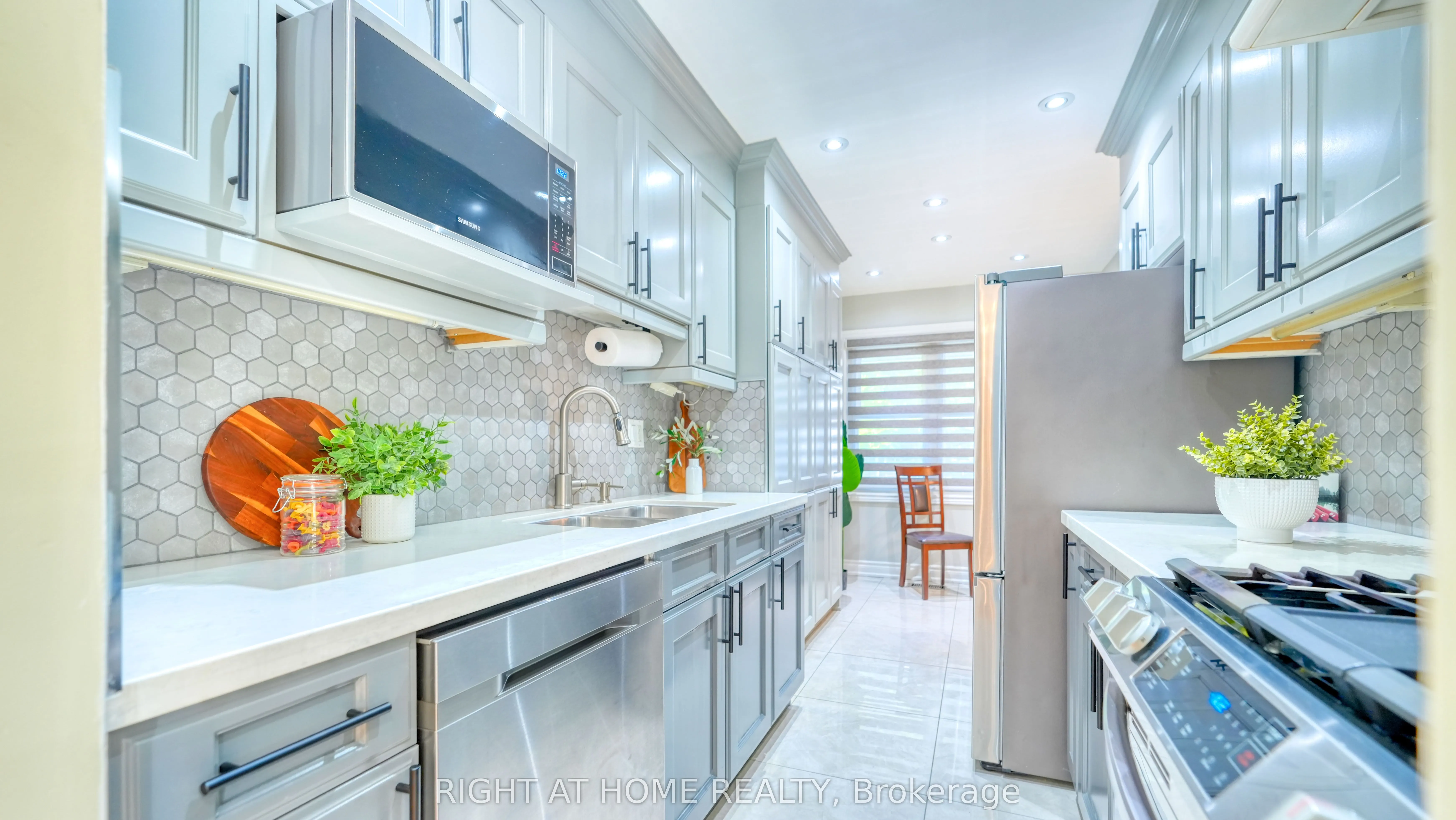 58 Teddington Crescent