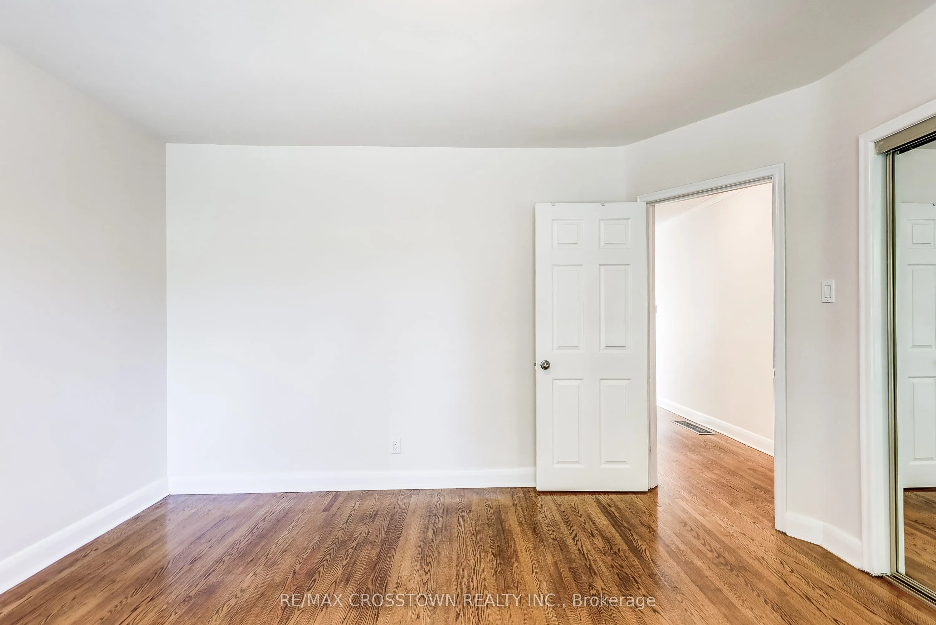 38 Dignam Court