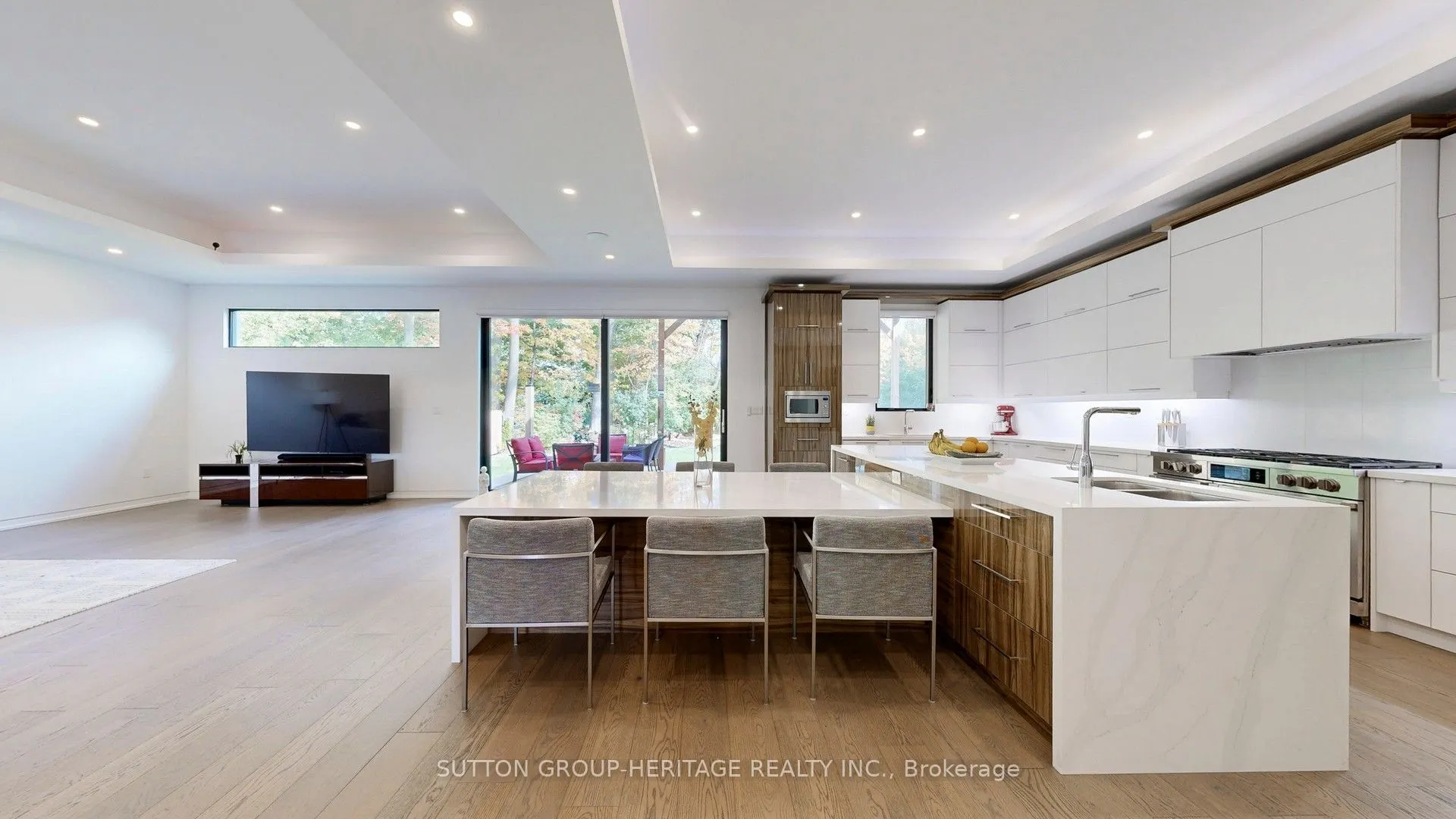 1459 Old Forest Road