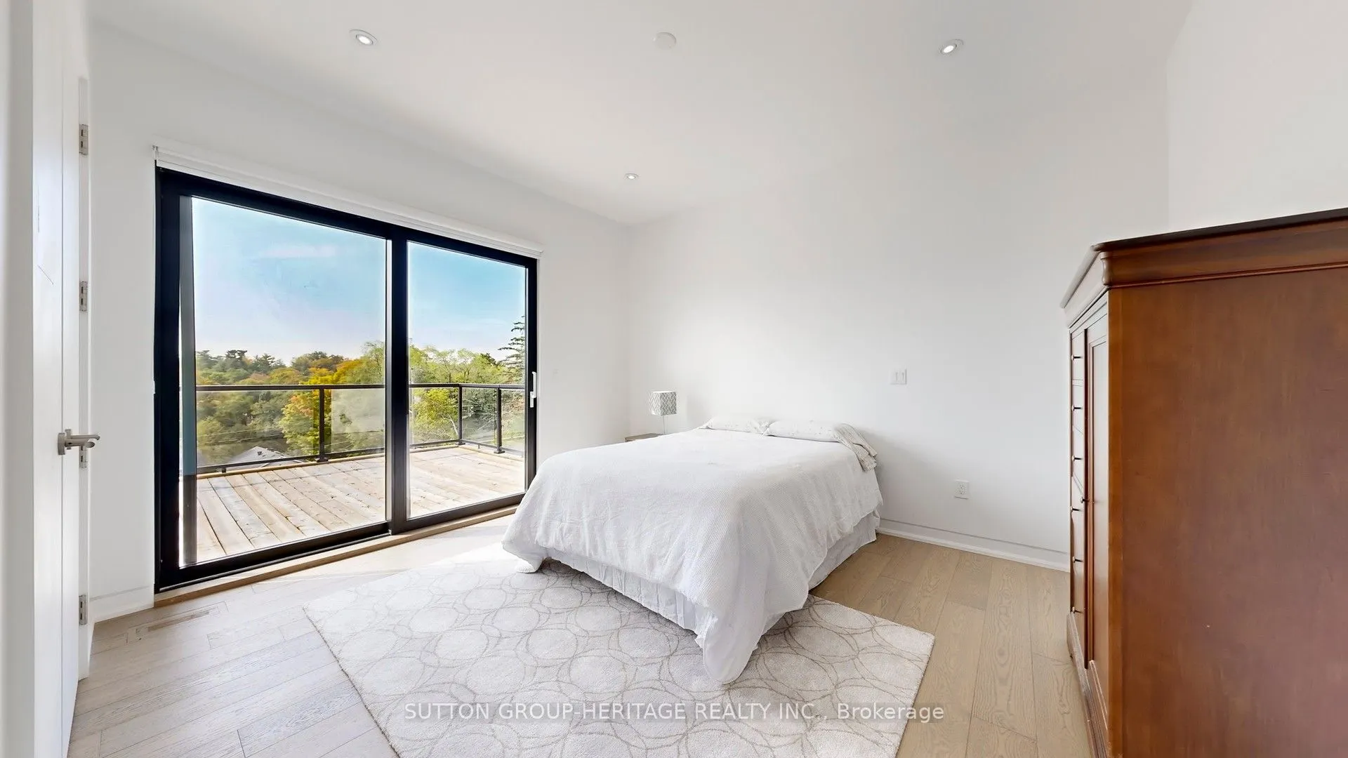 1459 Old Forest Road