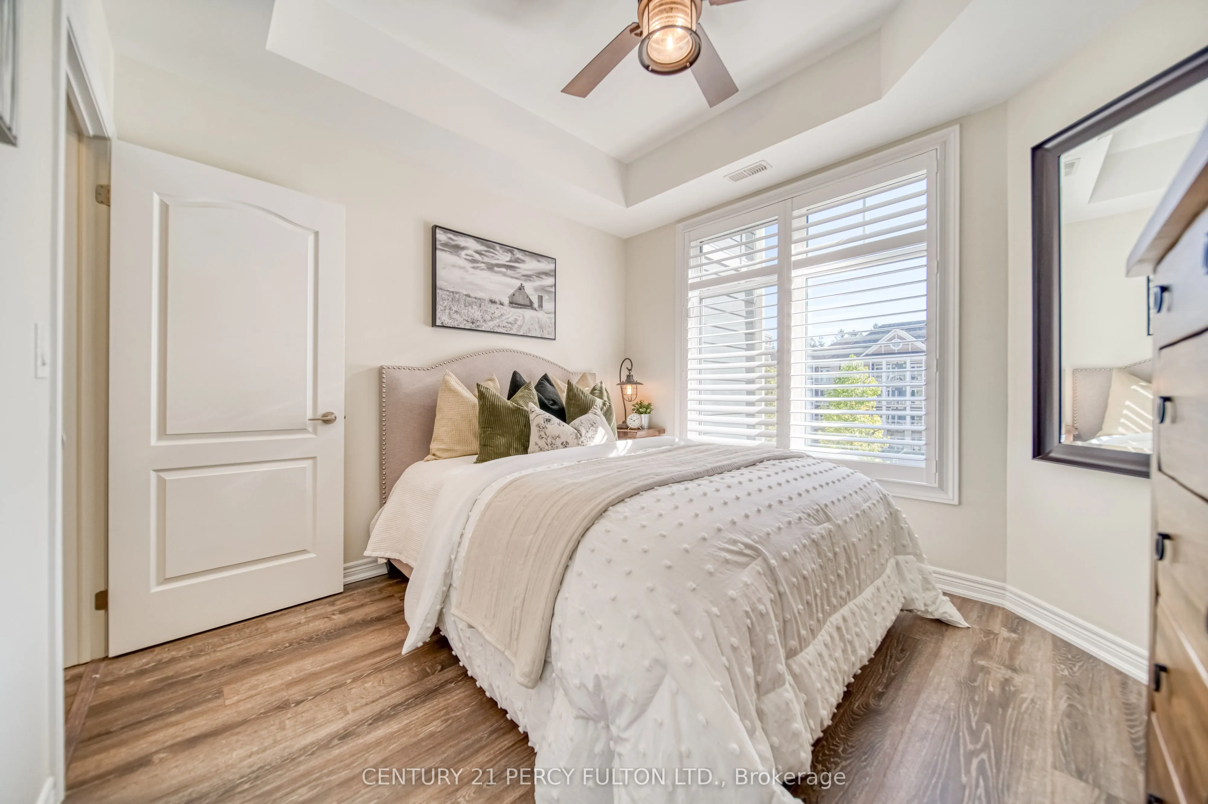 660 Gordon Street, #302