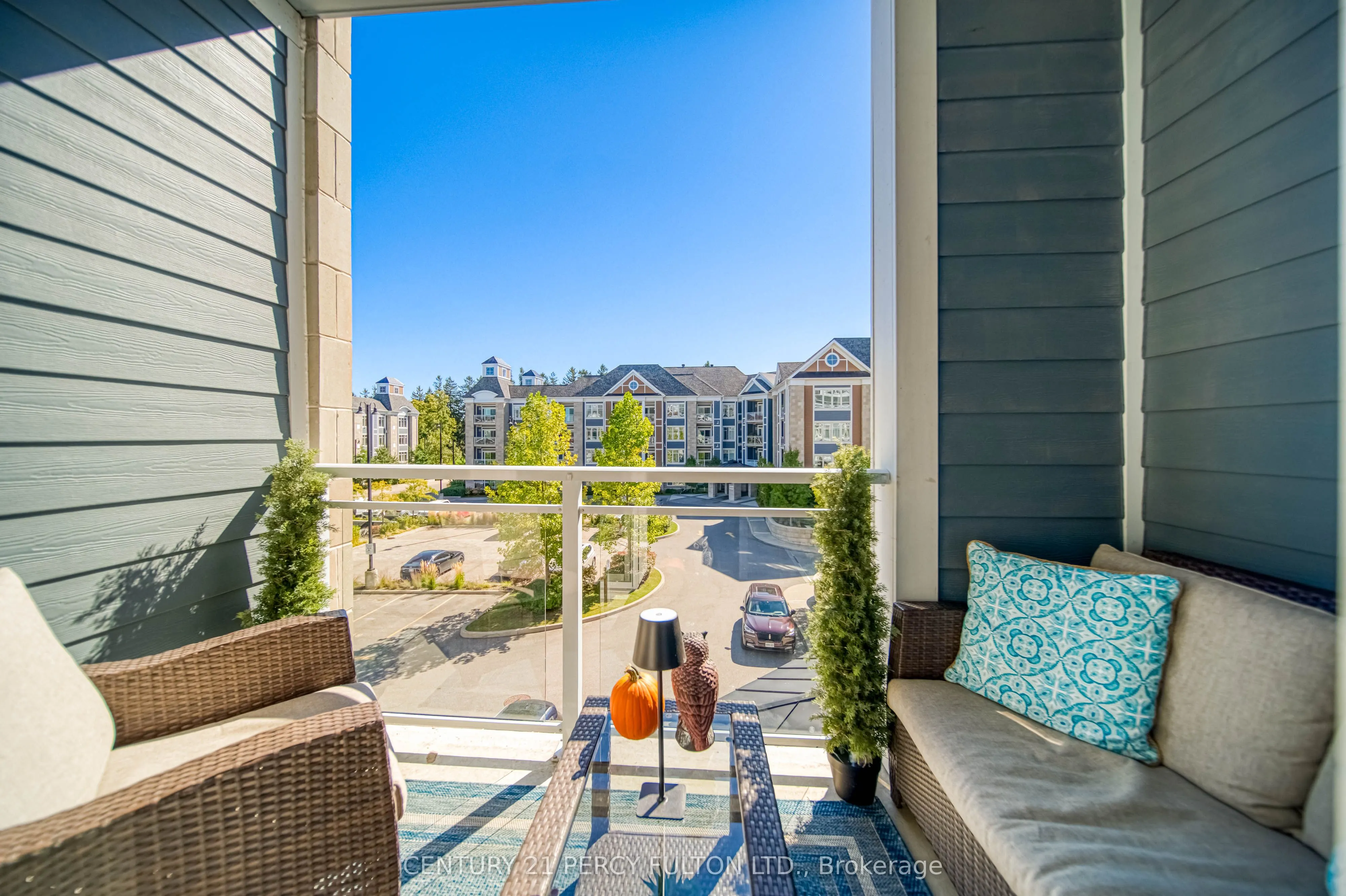 660 Gordon Street, #302
