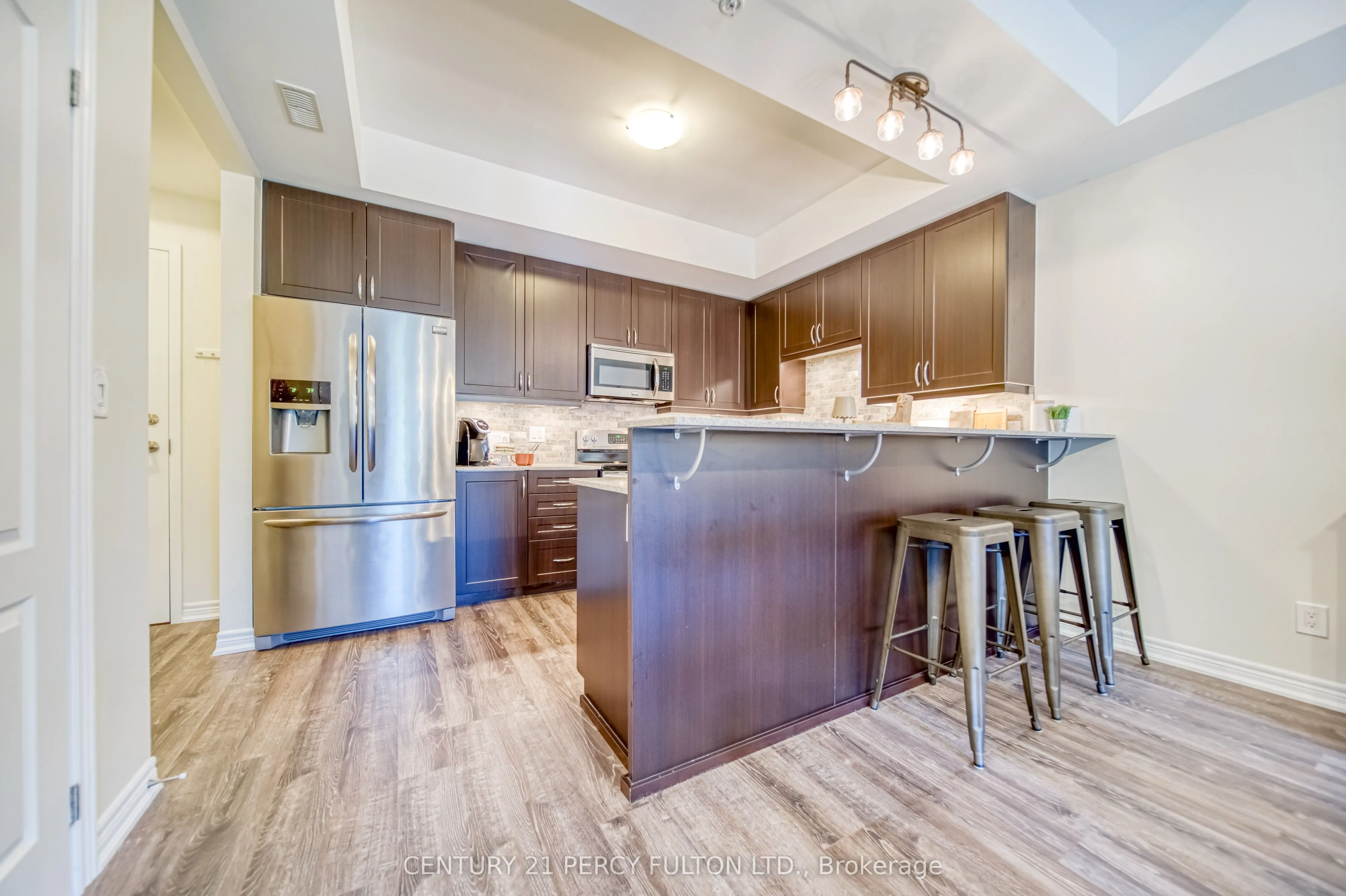 660 Gordon Street, #302