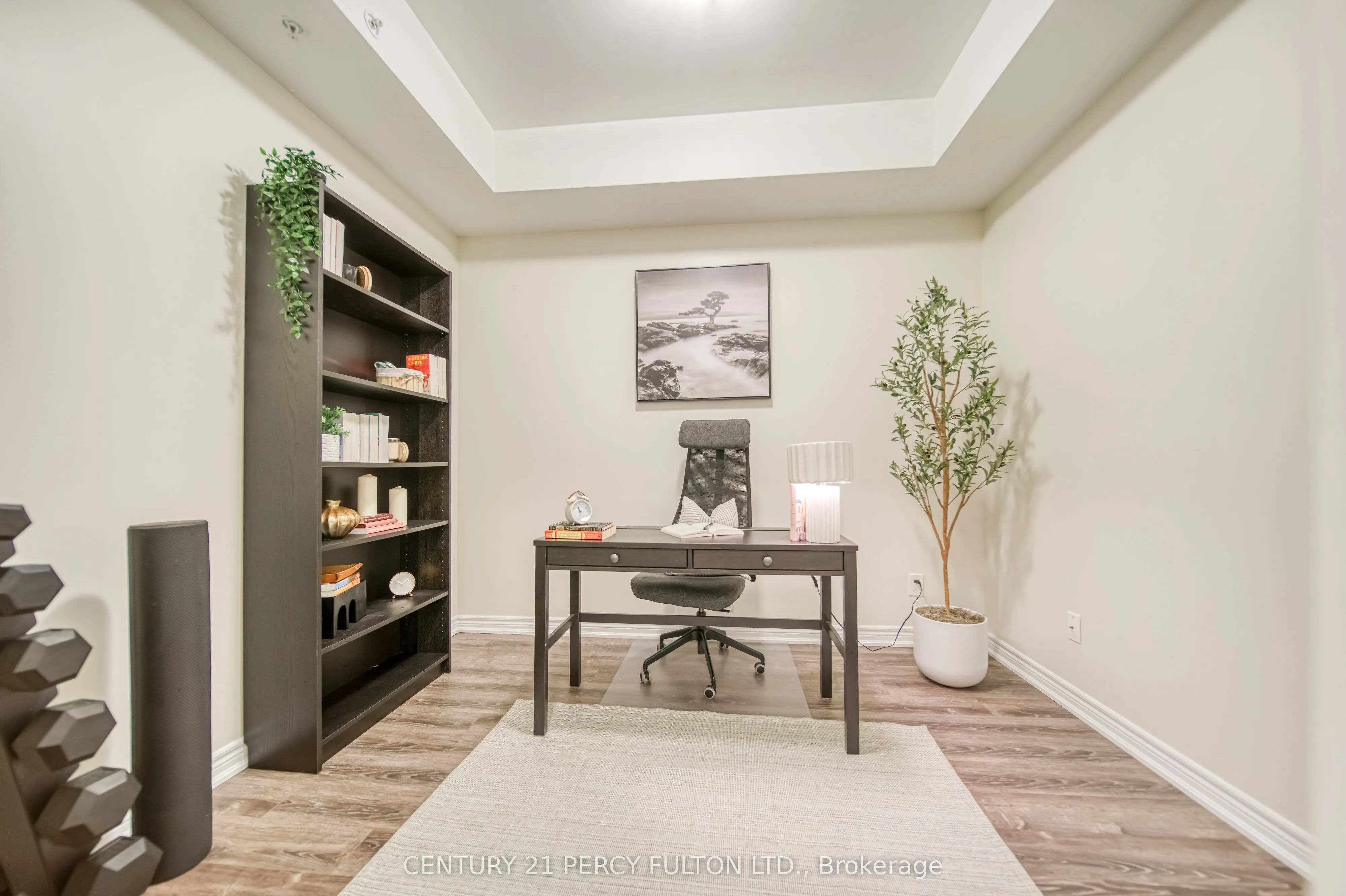 660 Gordon Street, #302