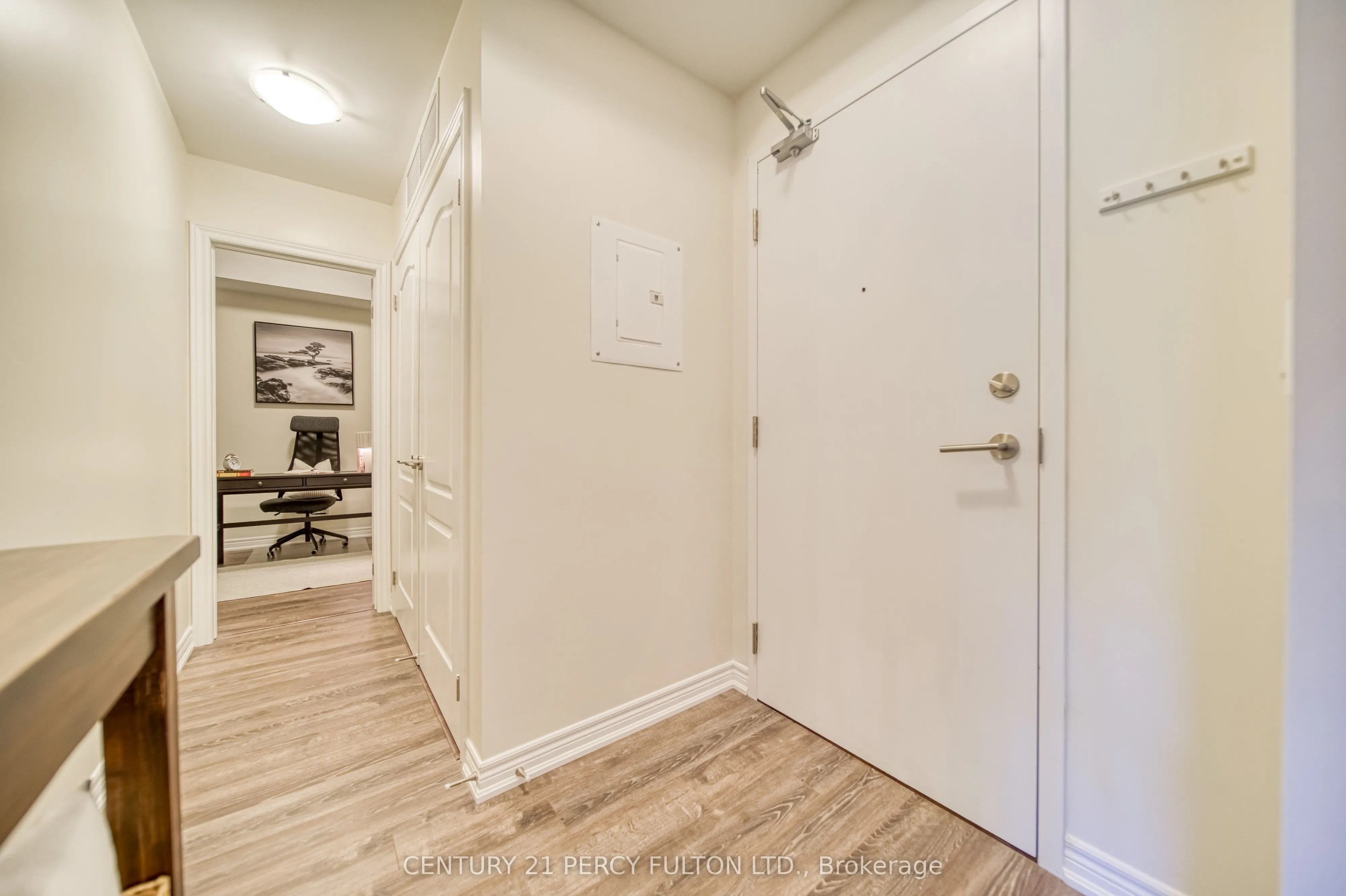 660 Gordon Street, #302