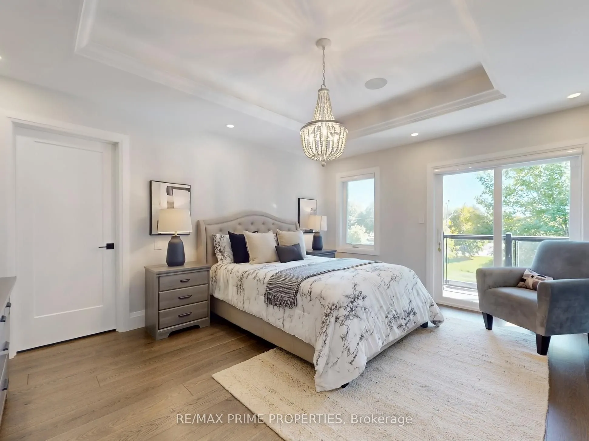116 Pinegrove Avenue