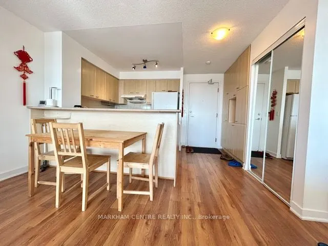 36 Lee Centre Drive, #2707