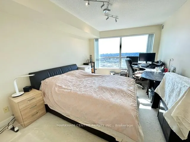 36 Lee Centre Drive, #2707
