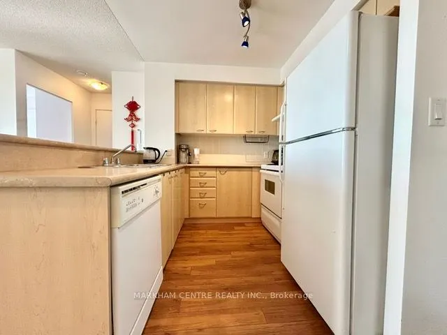 36 Lee Centre Drive, #2707