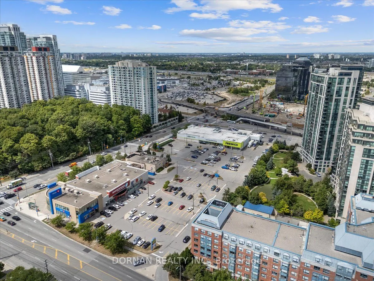 88 Grangeway Avenue, #305