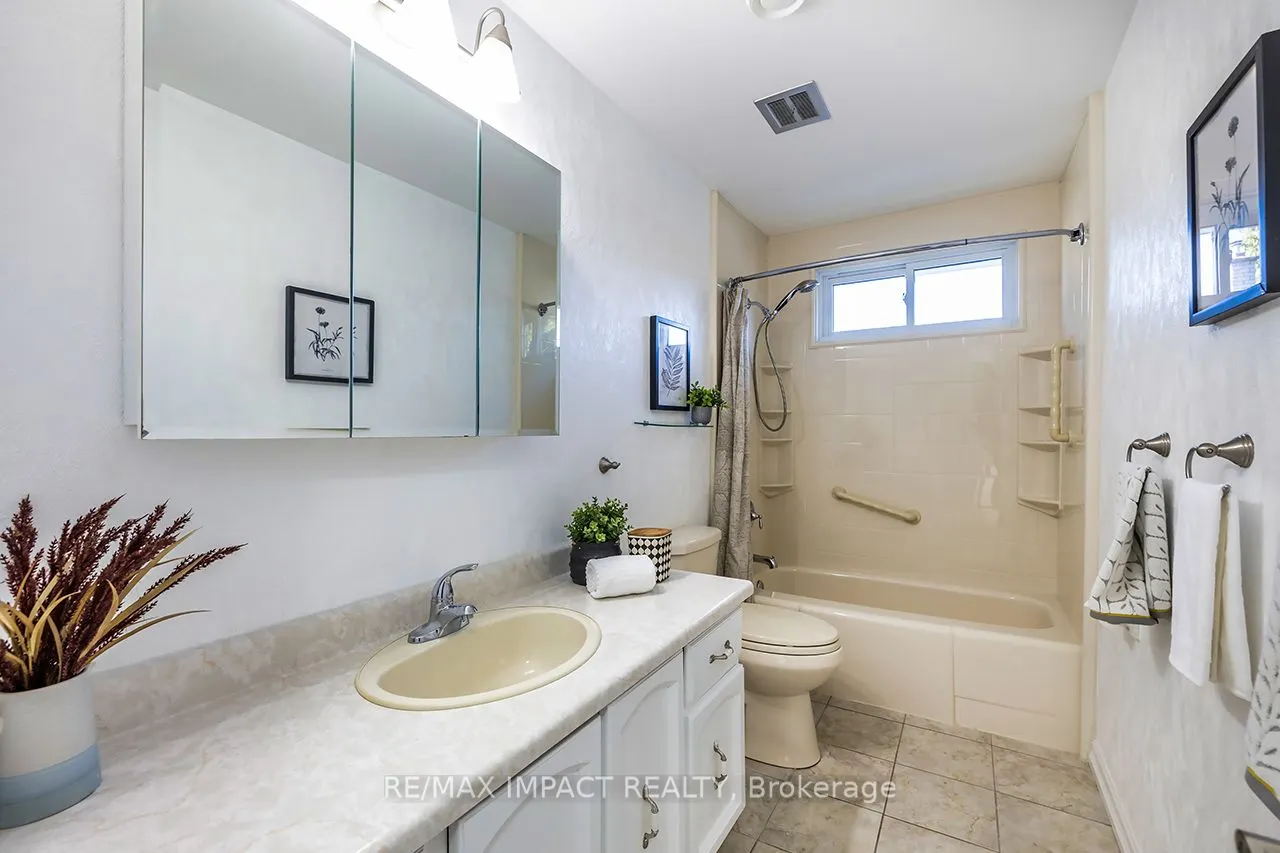30 Hetherington Drive