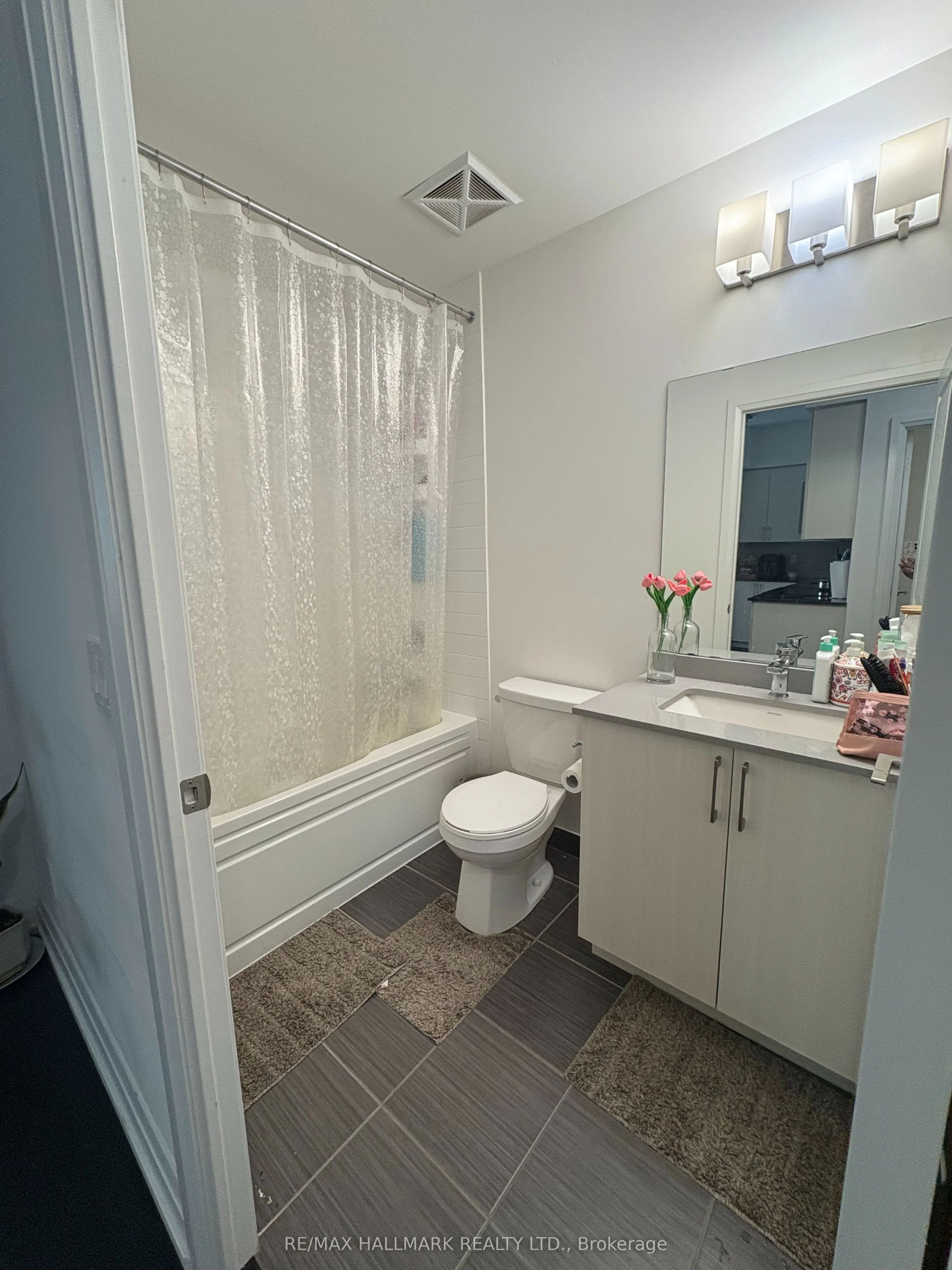 3121 Sheppard Avenue E, #303