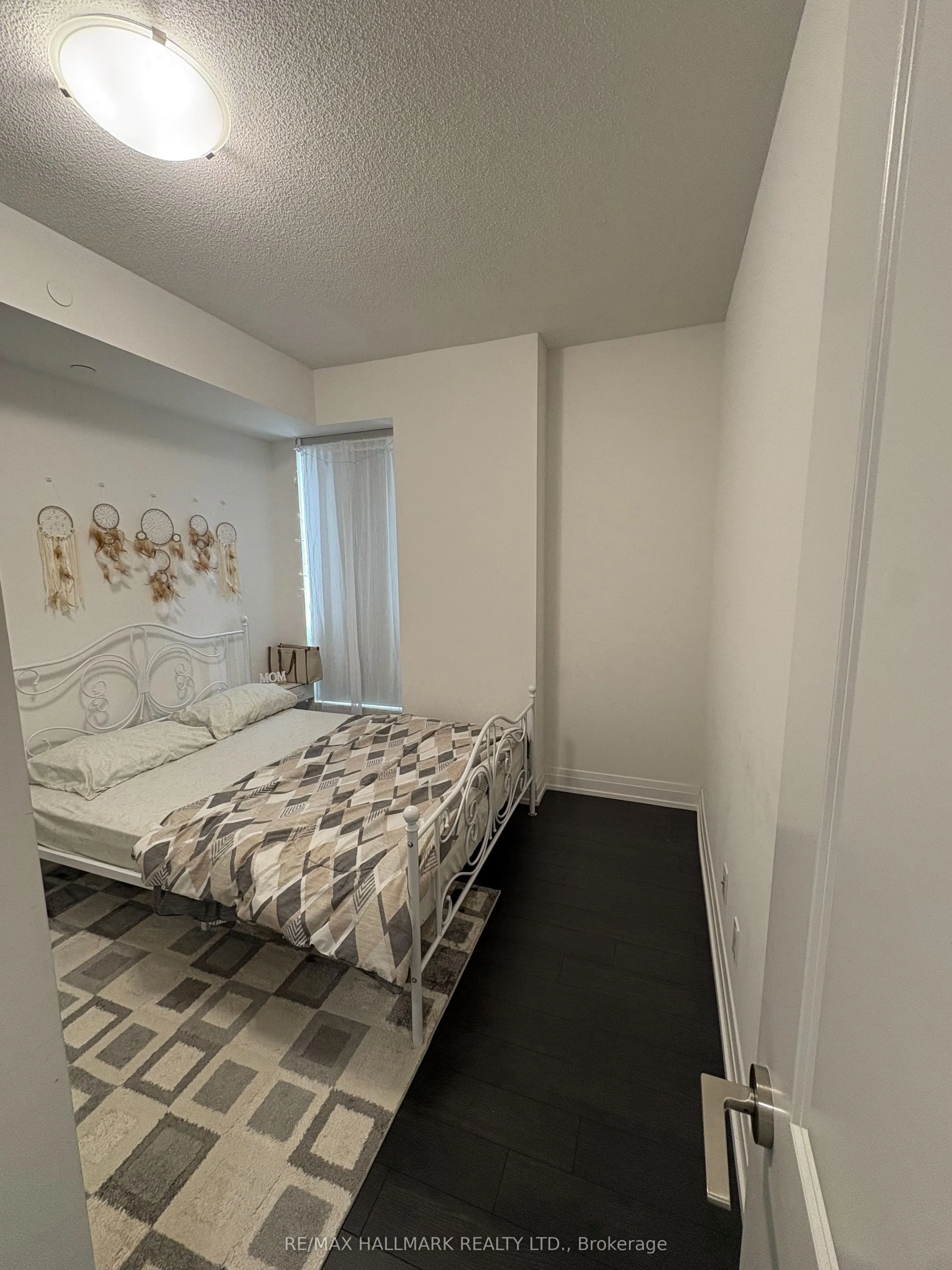 3121 Sheppard Avenue E, #303