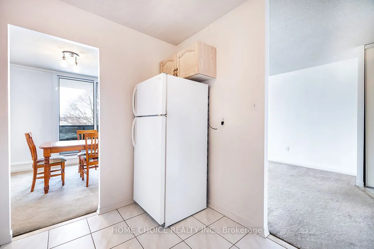 454 Centre Street, #412