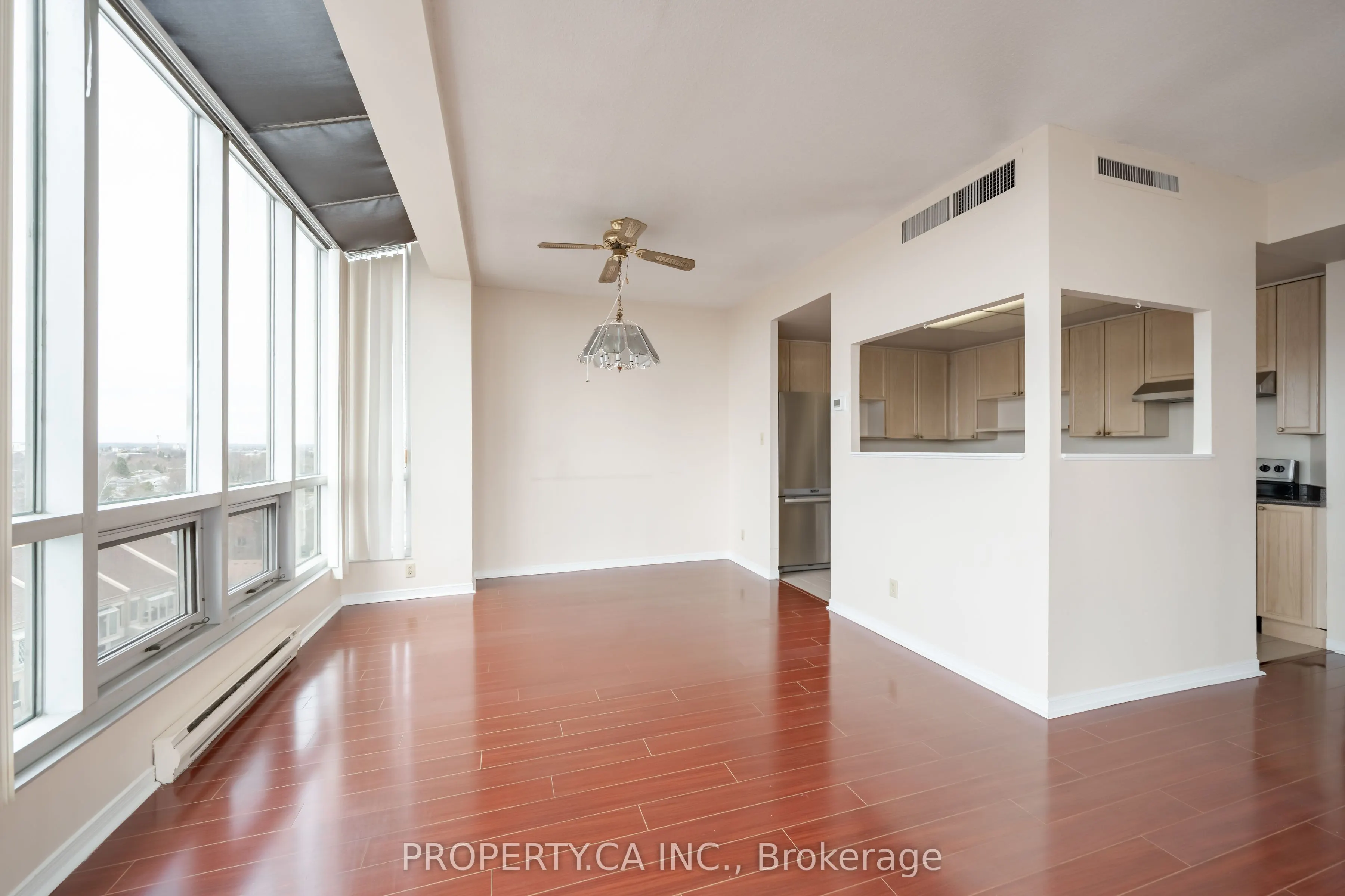 25 Cumberland Lane, #812