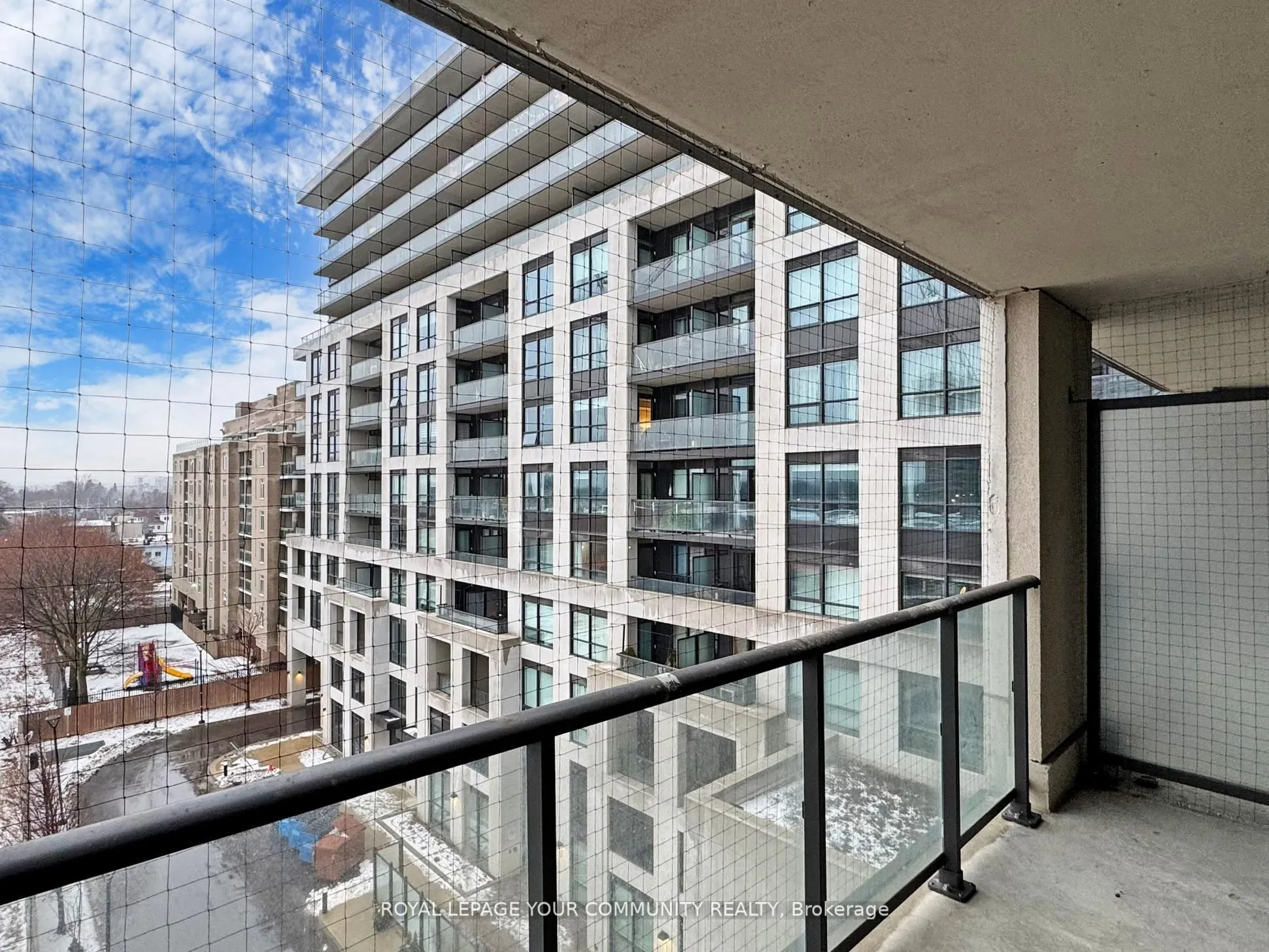 8 Trent Avenue, #525