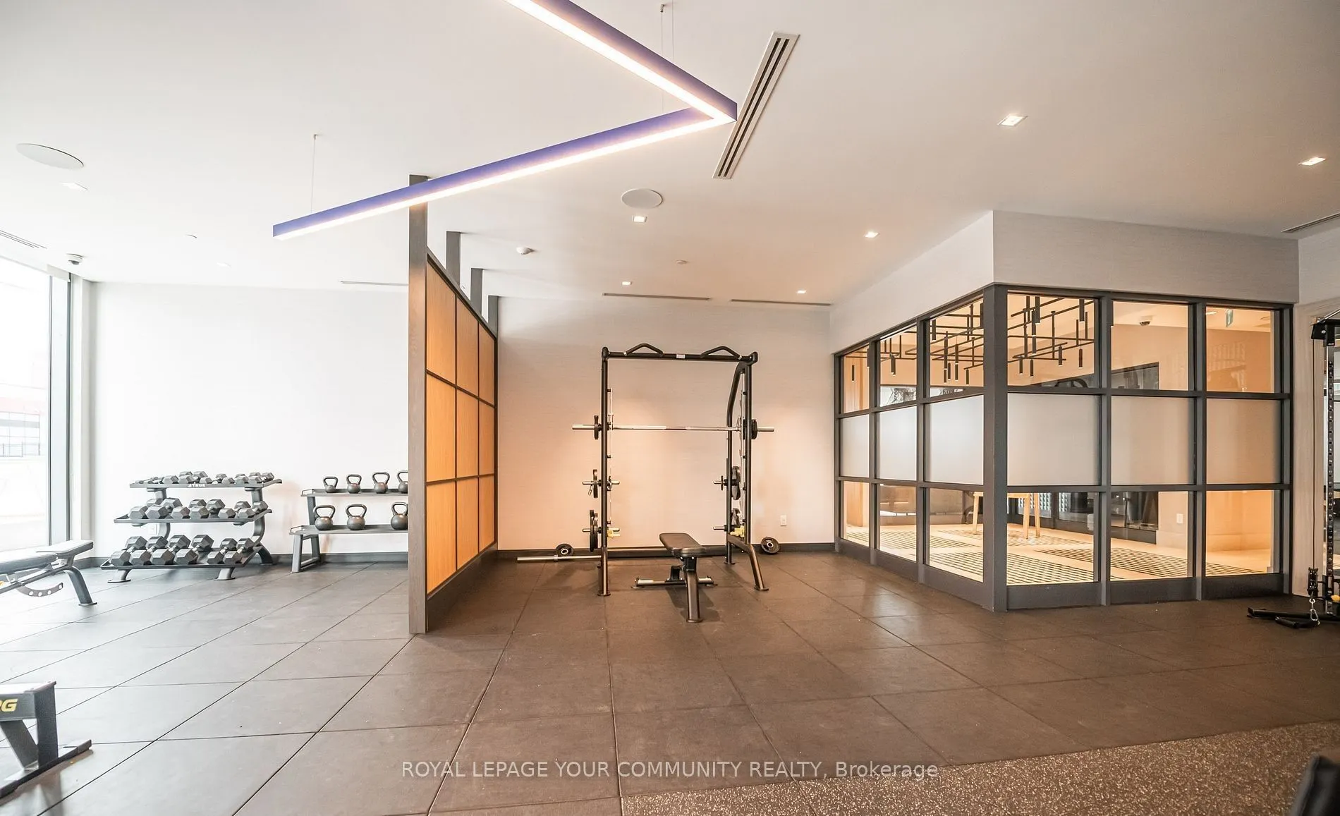 2545 Simcoe Street, #1032