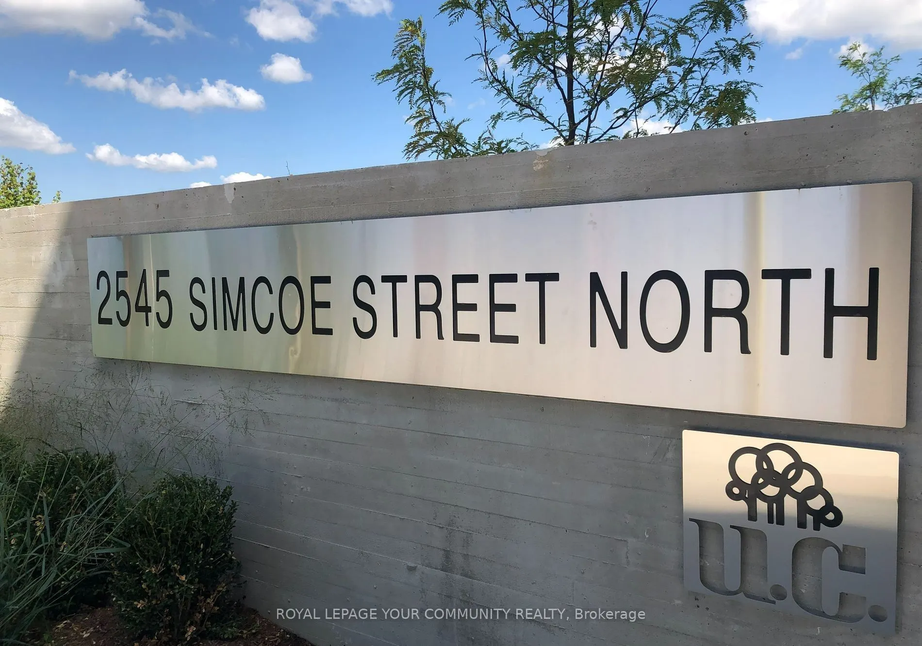 2545 Simcoe Street, #1032