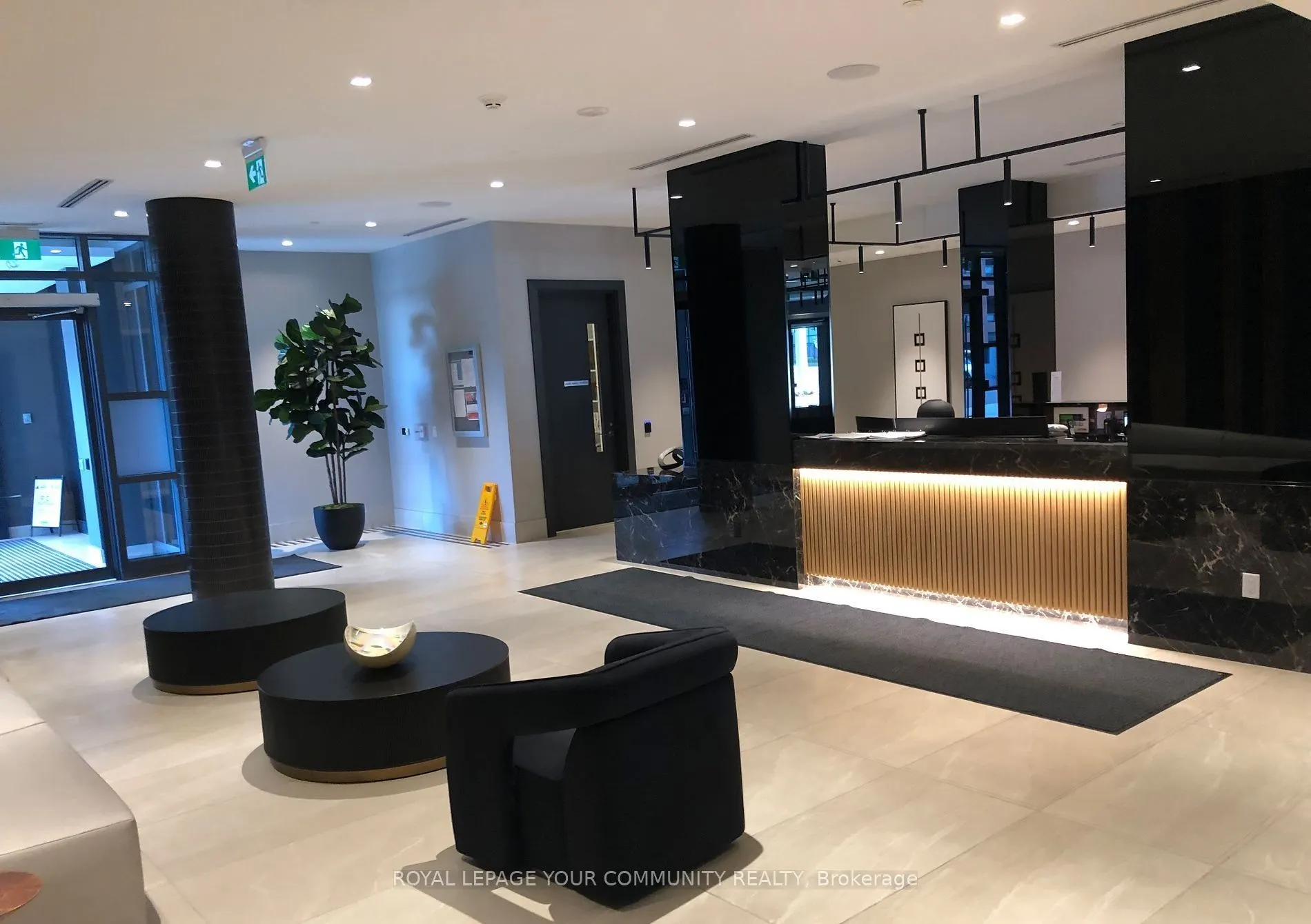 2545 Simcoe Street, #1032