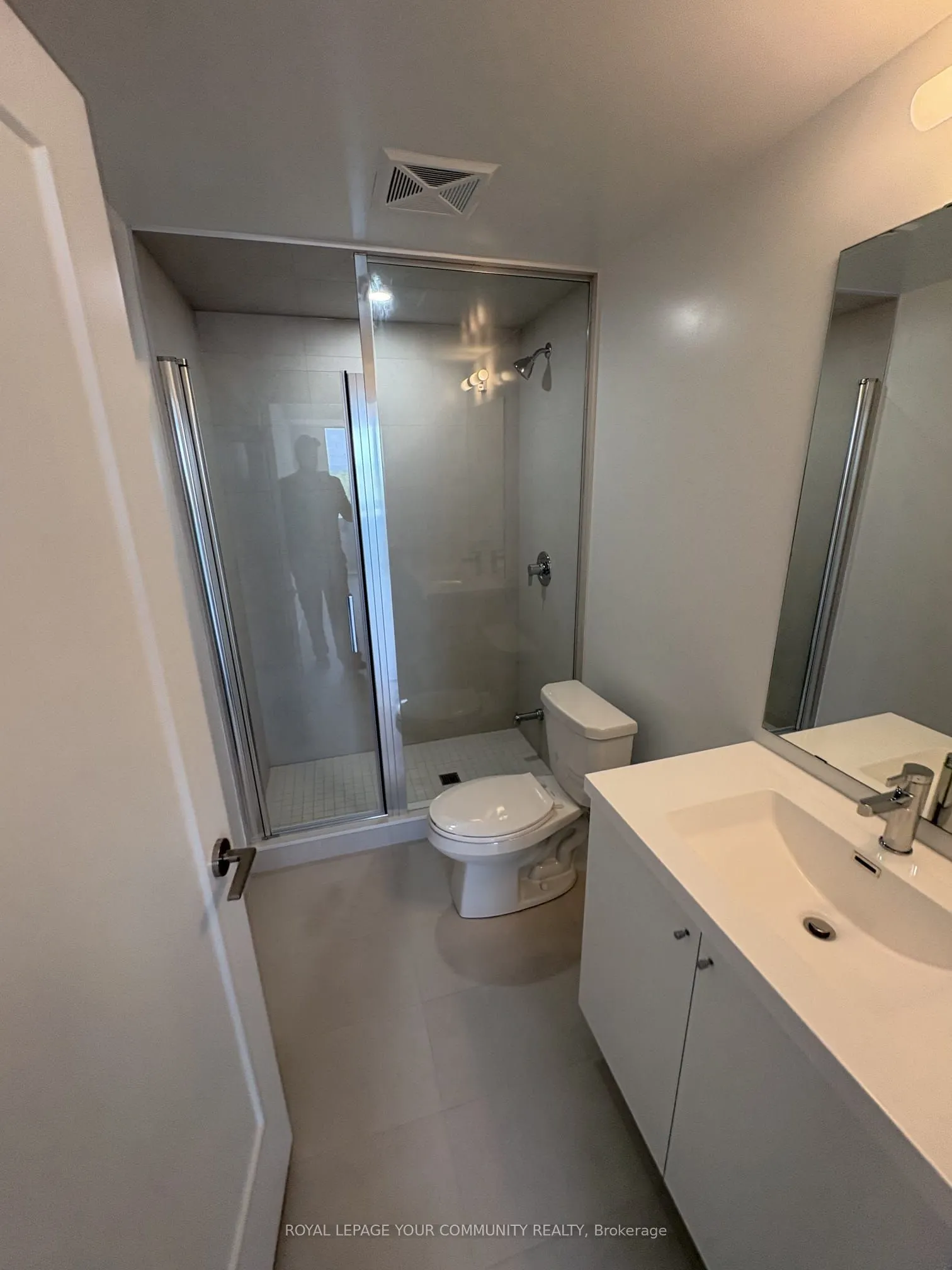2545 Simcoe Street, #1032