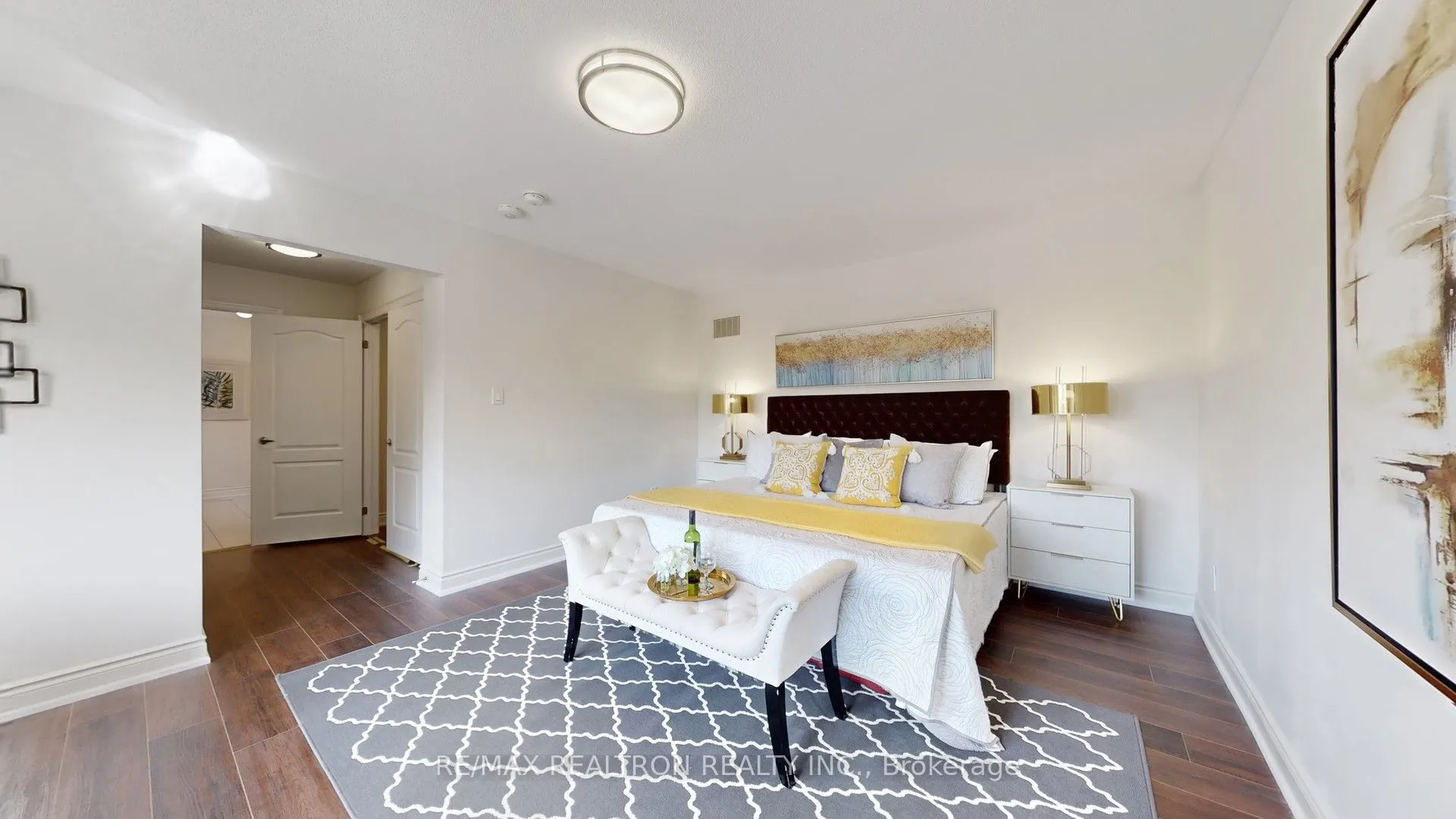 8 Culloden Court