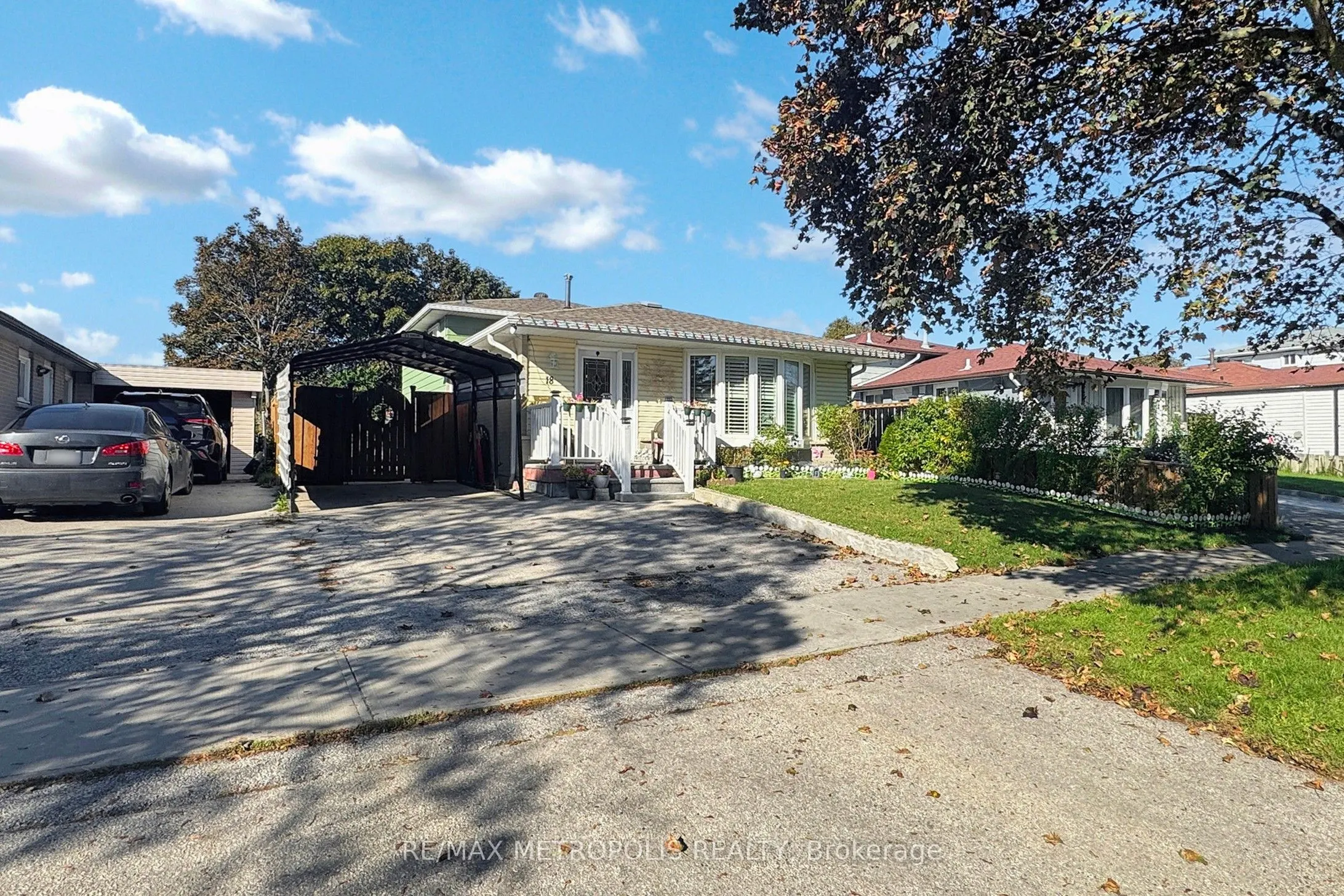 18 Hutcherson Square