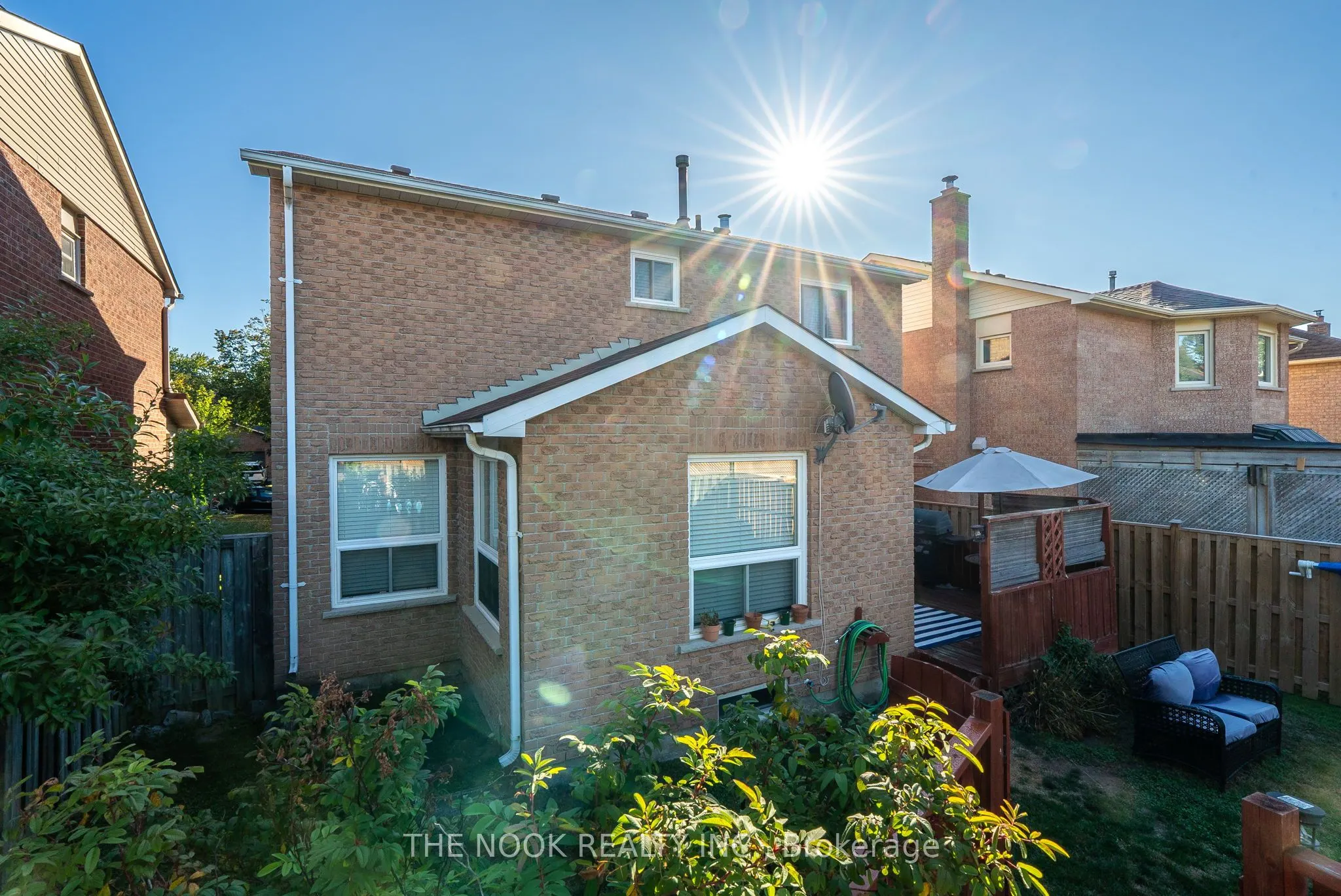 1090 Benton Crescent