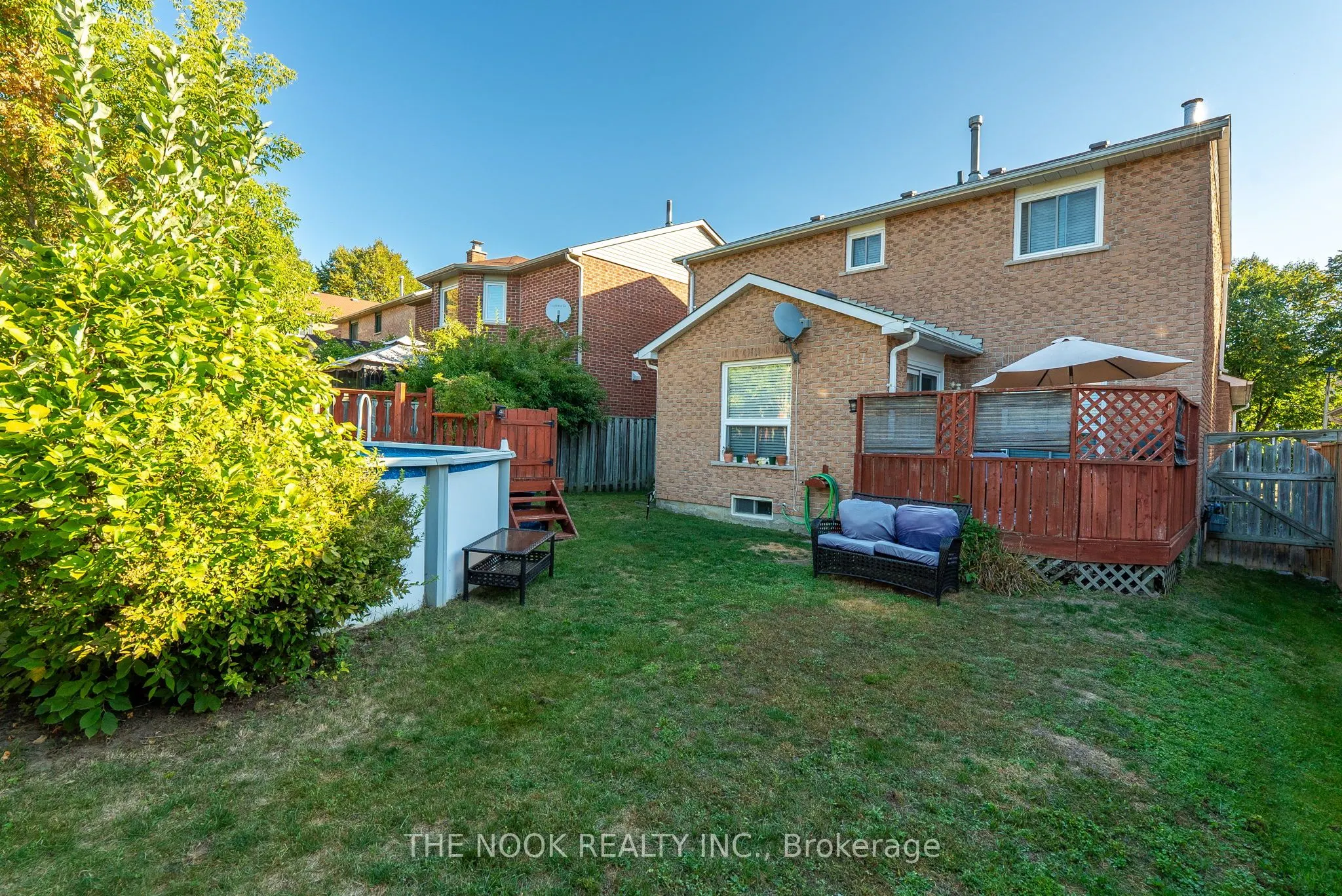 1090 Benton Crescent