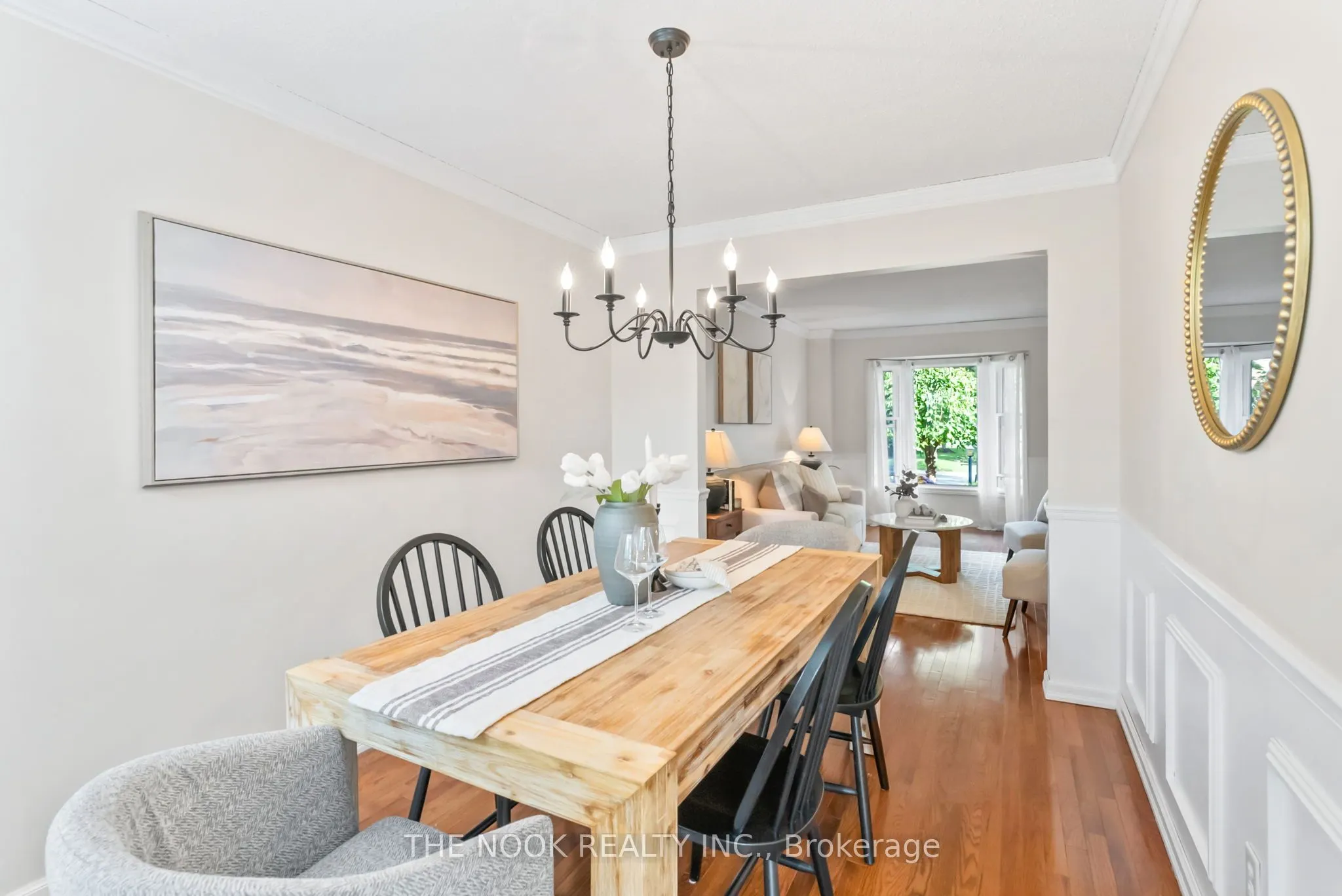 1090 Benton Crescent