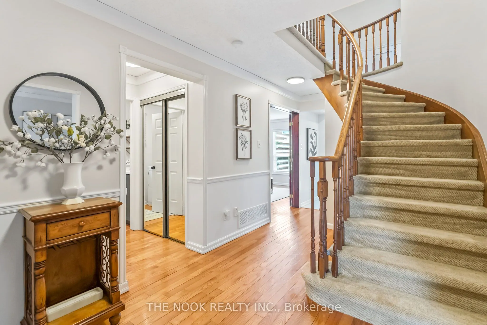 1090 Benton Crescent